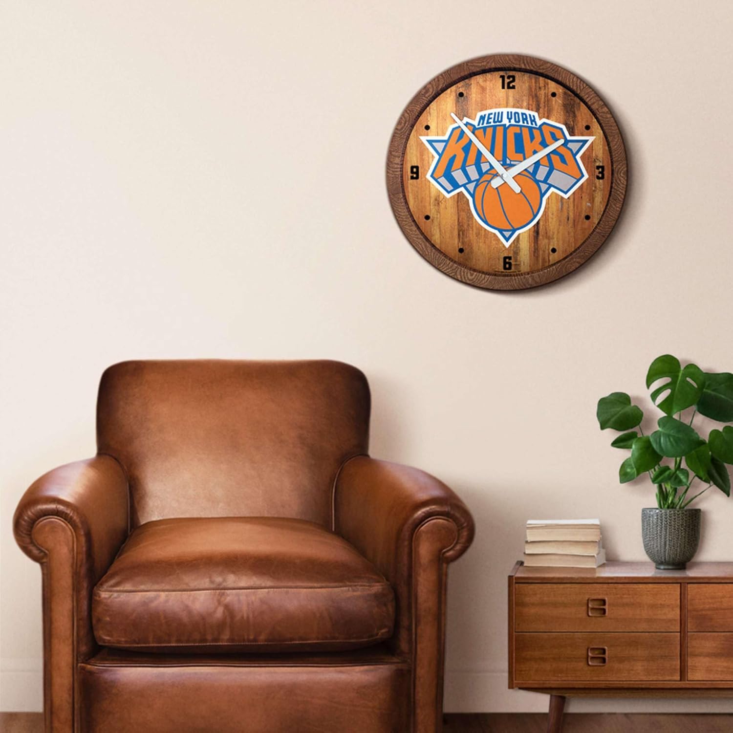 New York Knicks: "Faux" Barrel Top Clock - Basketball Decor for Home, Game Room, Fan Cave & Garage - USA Made