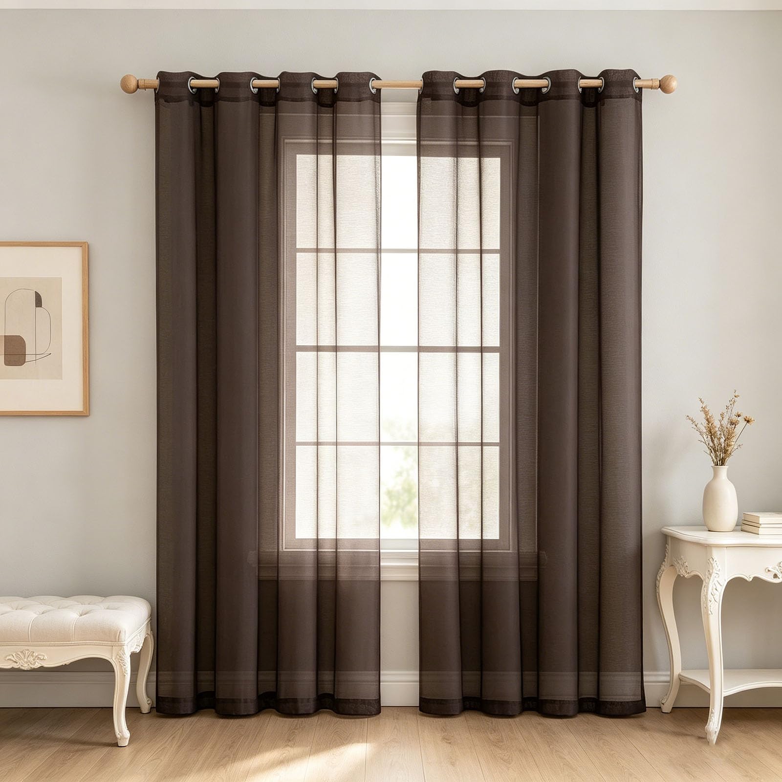 Rideaux voilages pour filtrage de lumière salon élégant et tamisant