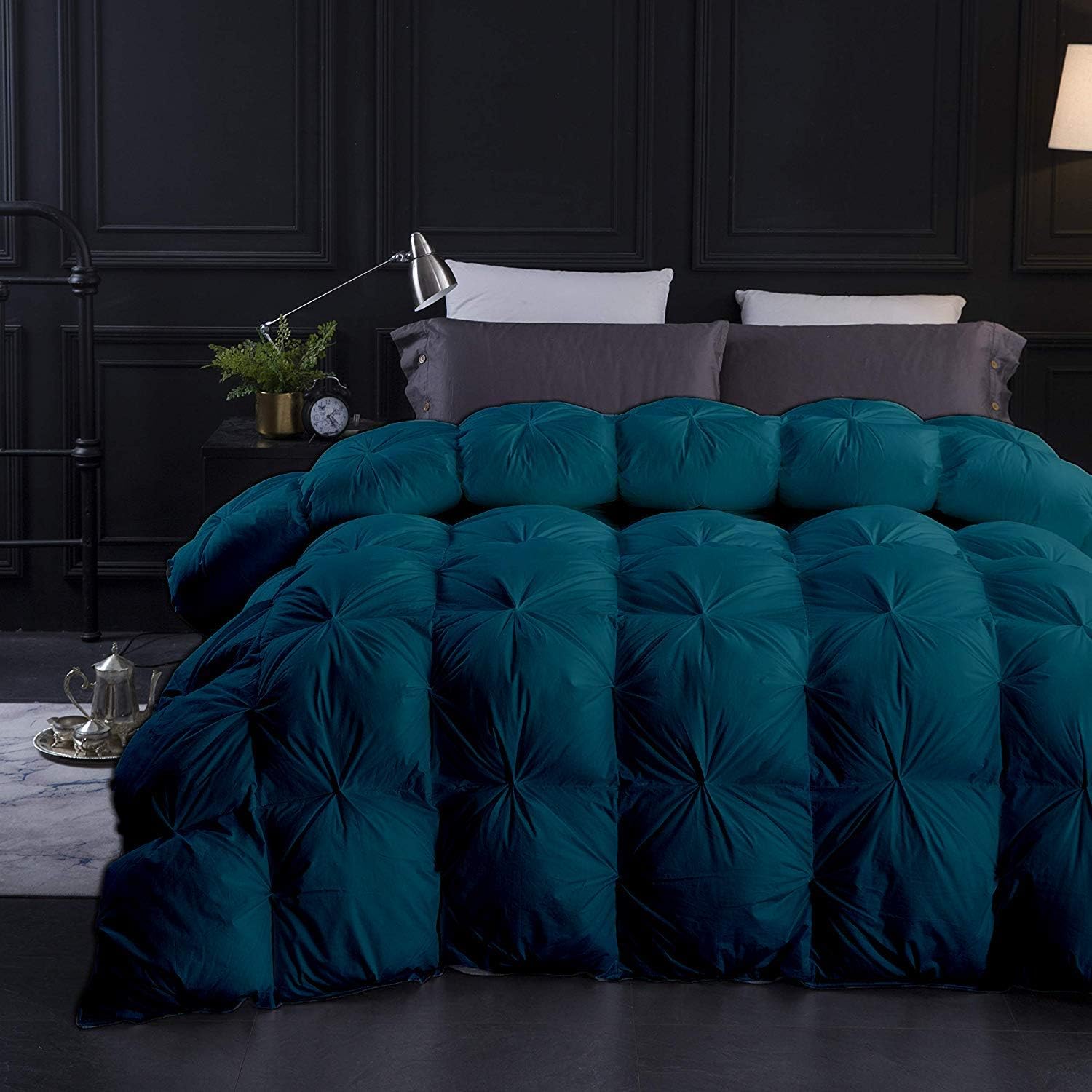 Ultra Soft 1200 Series 5 Piece Teal Green Pinch Pleated Bedding Comforter Set (Comforter + 4 Pillow Cases) 600 GSM Egyptian Cotton Perfect Oversized King