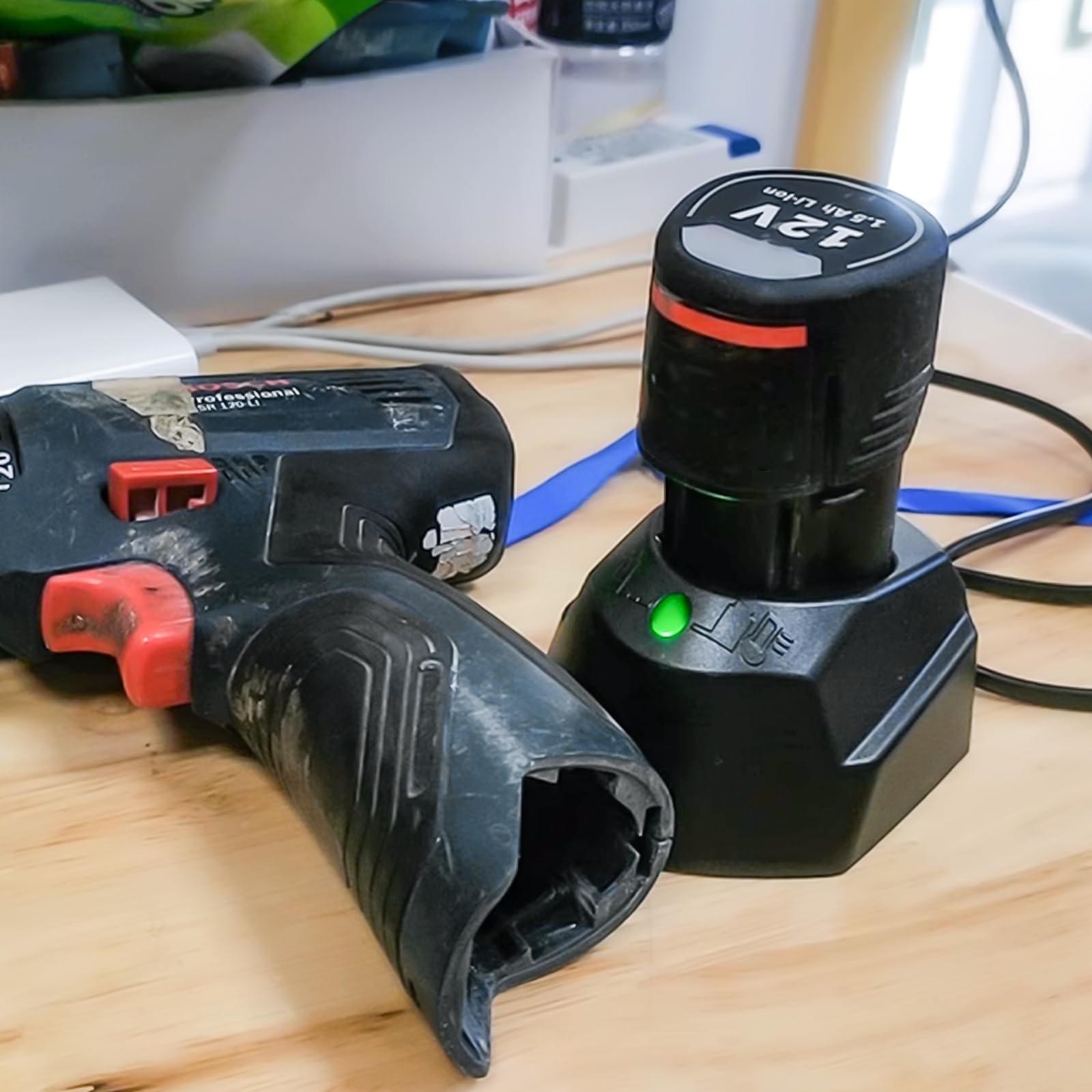 12V Li-ion ładowarka do Bosch, Professional 10.8V-12V AL1115CV akumulatorów Szybka ładowarka, Ładowarka do wiertarki akumulatorowej Kompatybilna z Bosch BAT411, BAT412, BAT413 (wtyczka EU)