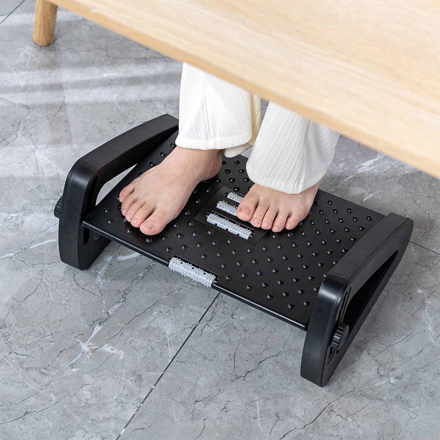 Reposapiés de altura ajustable con superficie de masaje para debajo del escritorio, taburete ajustable de 6 alturas para escritorio en el trabajo para el hogar, la oficina