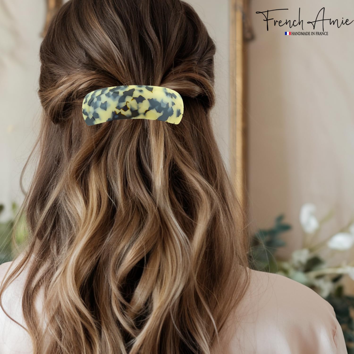 French Amie Broad Curved Arch Large 3 1/2" Celluloid Automatic Volume Hair Clip Strong Hold Grip Hair Clips for Girls No Slip Styling Women Hair Accessories, Made in France (White Tokyo)