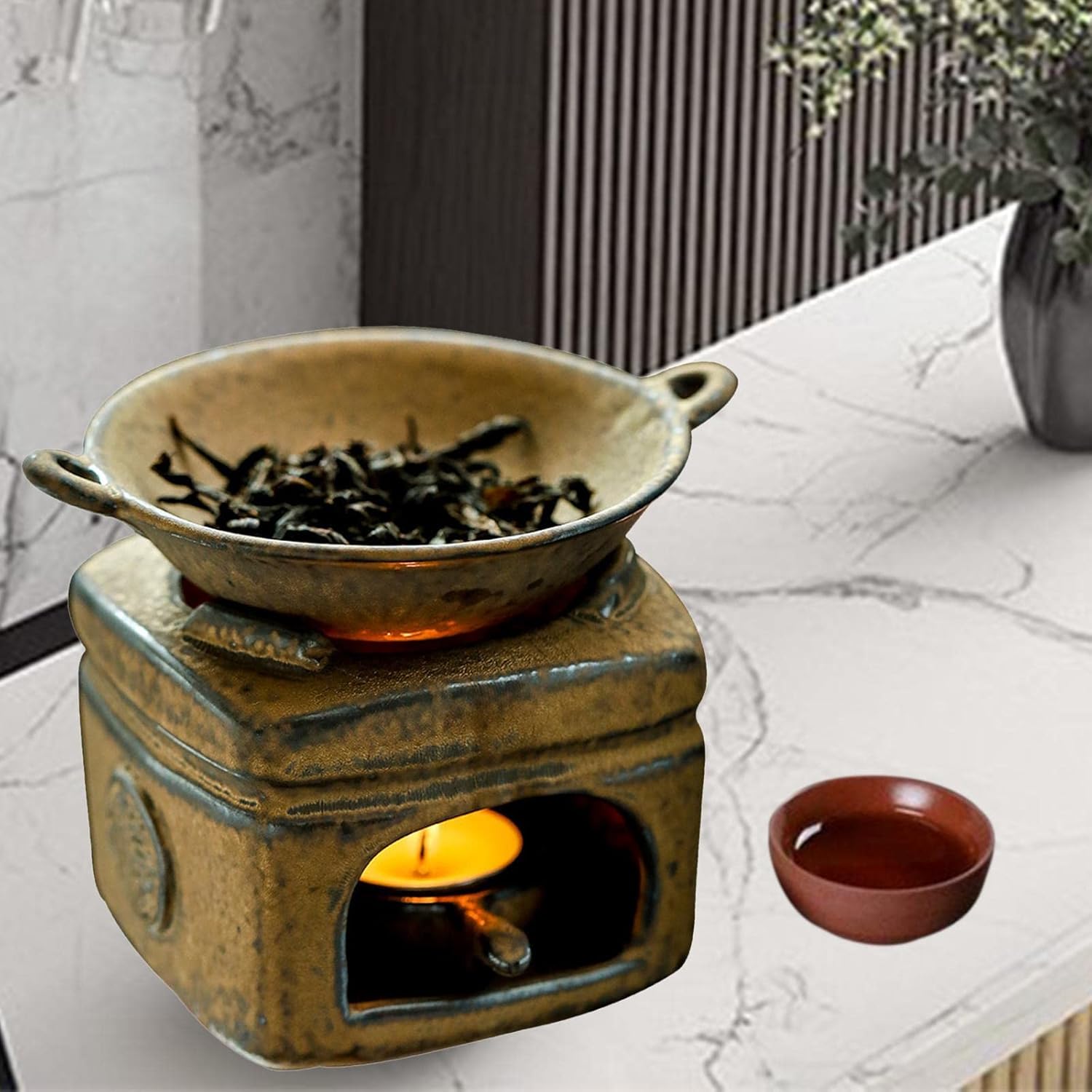 Fragrance Burner Tealight Holder Ceramic Candle Diffuser Essential Oil Warmer for Aromatherapy Yoga Room (Character Set)