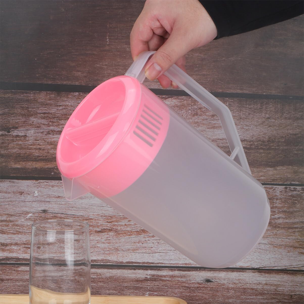 お茶入れ Amazon.co.jp: ピッチャー 冷水筒 耐熱 2.4リットル プラスチック 容量