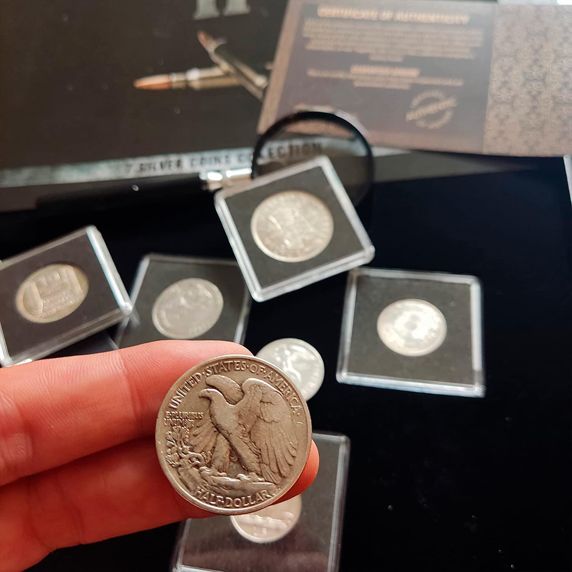 IMPACTO COLECCIONABLES | Collezione Esclusiva di 7 Monete della Seconda Guerra Mondiale (1939–1945) degli Alleati e dell’ASSE – Monete Autentiche e Antiche con Certificato di Autenticità