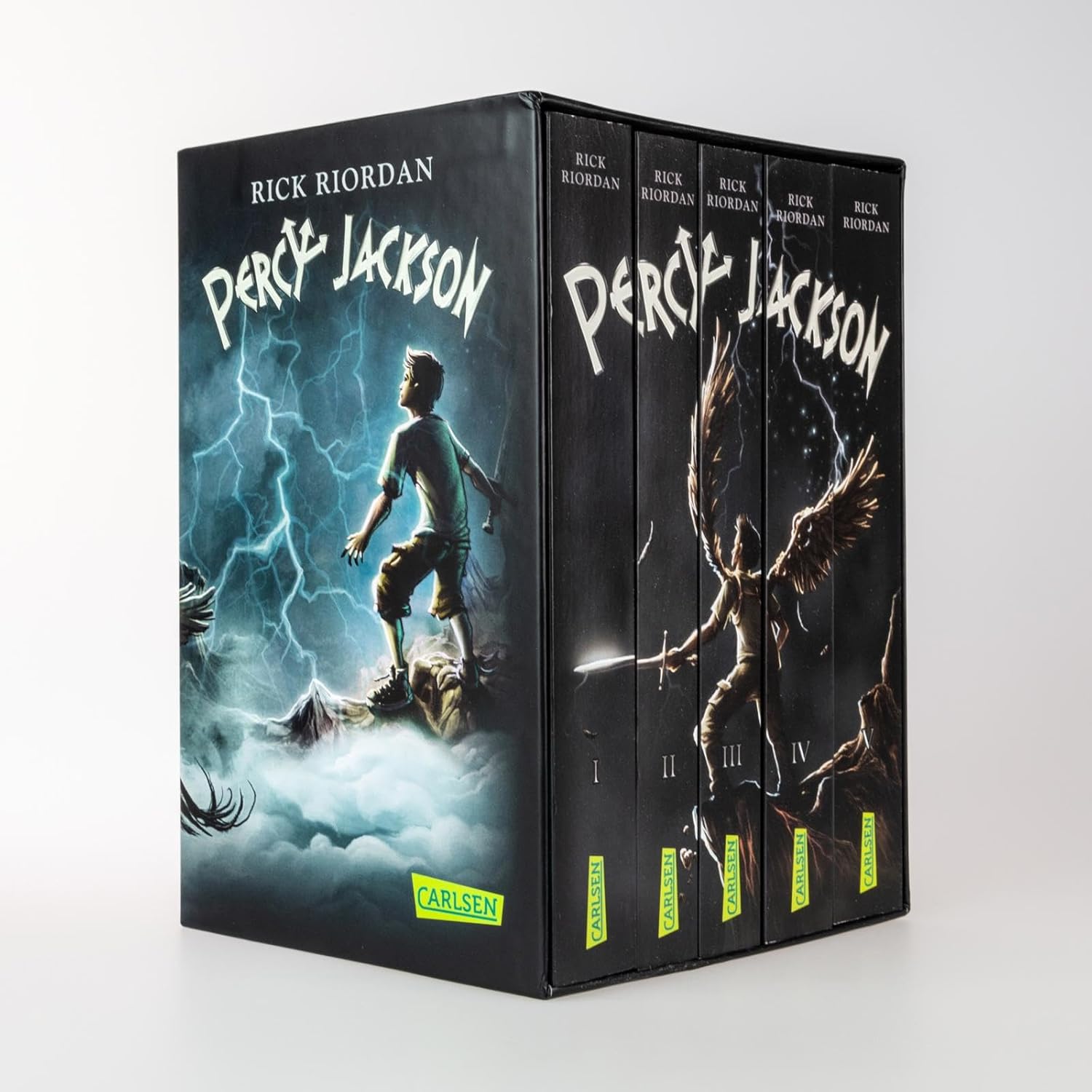 Percy-Jackson-Taschenbuchschuber: Alle fünf Bände im Schuber      Paperback – October 20, 2016