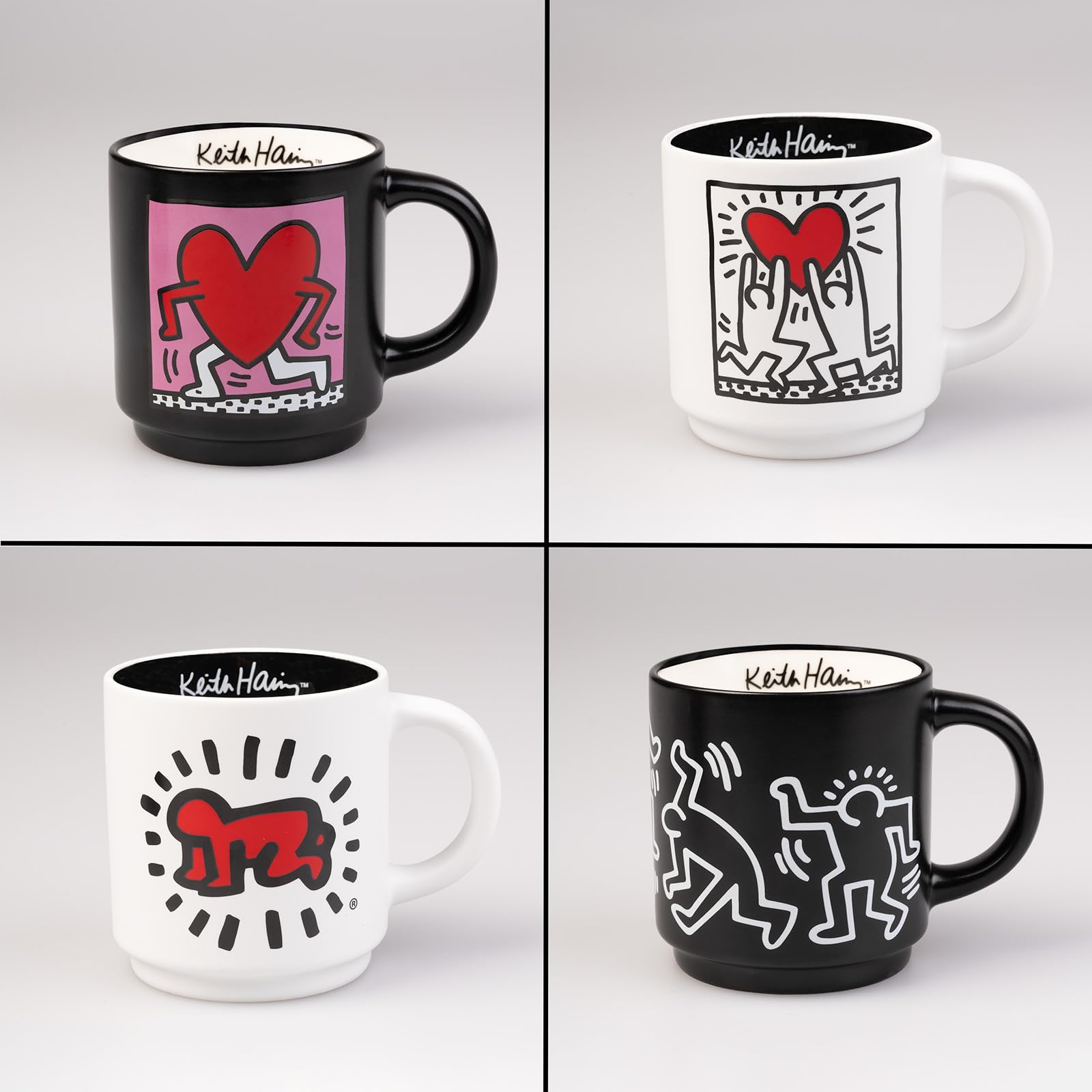 Grupo Erik Juego Tazas de Café Keith Haring - 4 Tazas Originales | para regalar para desayuno (300ml) Aptas Lavavajillas y Microondas, Incluye soporte
