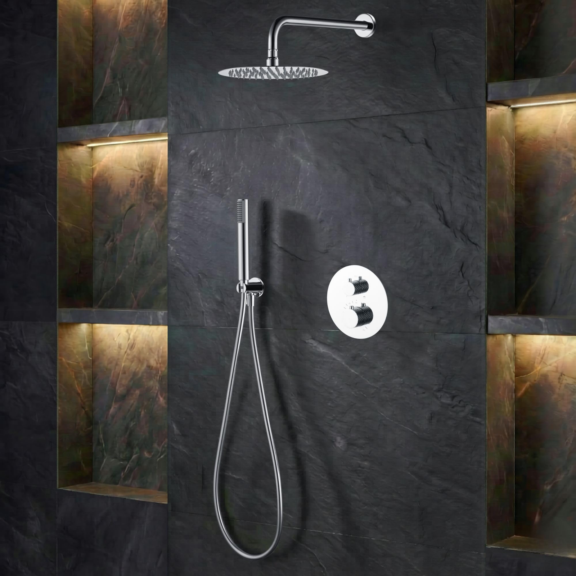 Colonne de douche encastrée chrome pour une salle de bain moderne