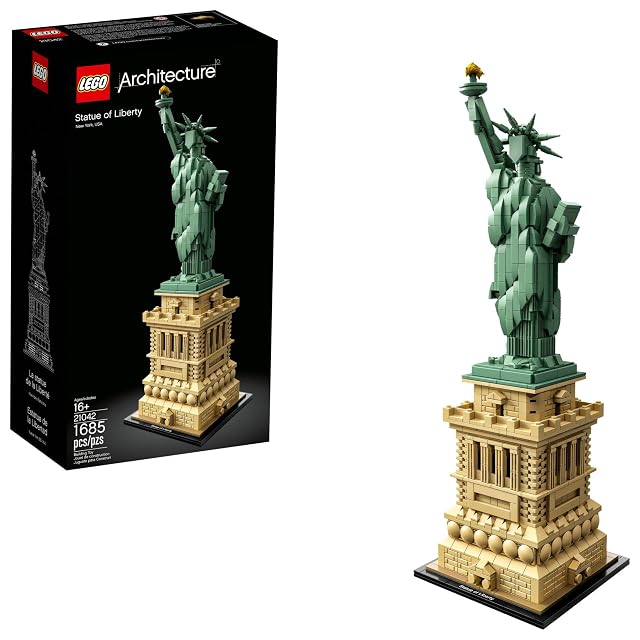 LEGO Architecture Statue of Liberty Model Building Set - Collectible New York City Souvenir Creative Home D cor