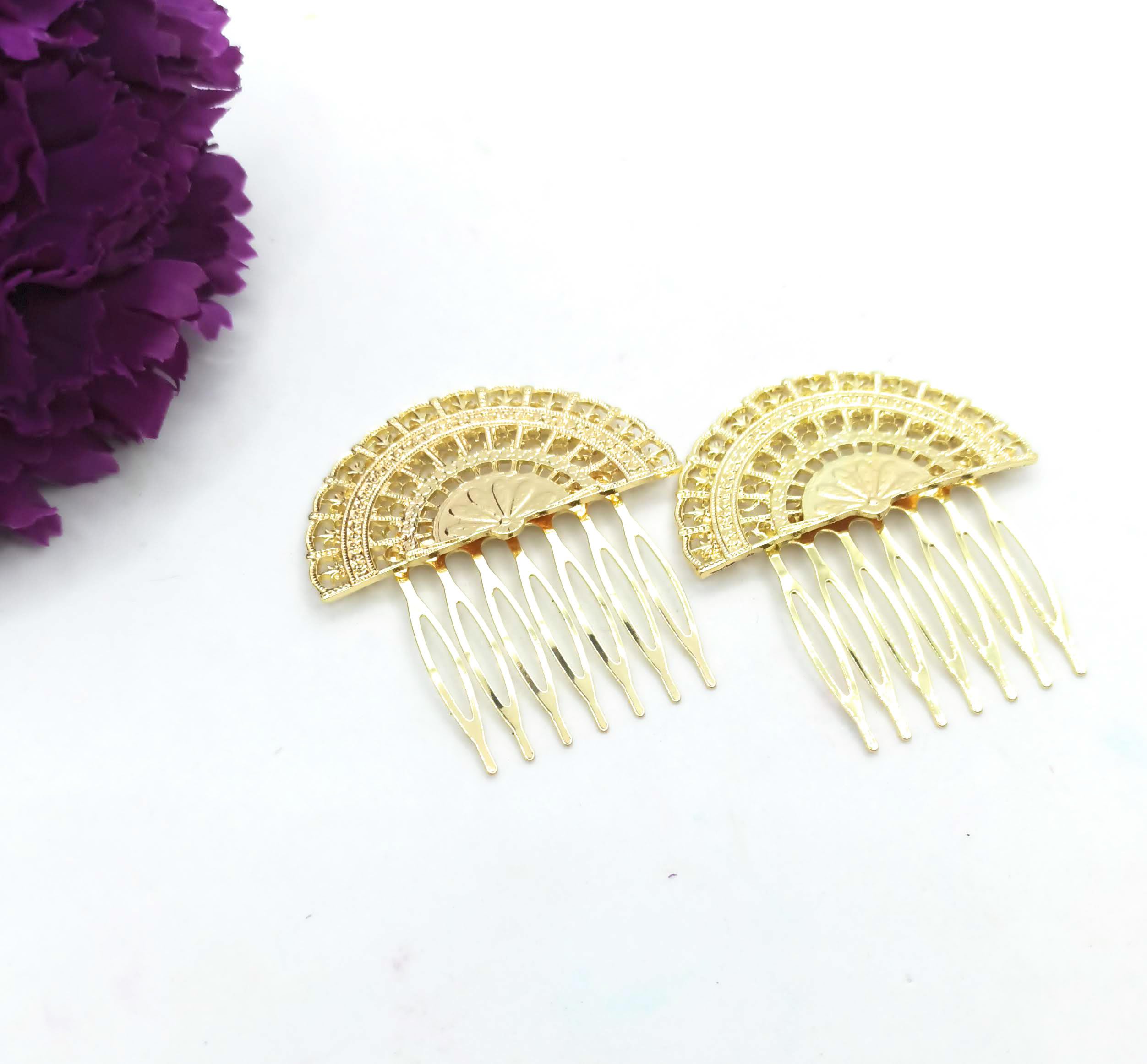 Peinetas Flamencas Doradas Mujer Adorno Peinados Peinecillos Flamencos Baile Flamenco, Accesorio Cabello Peinado Novias Bodas y Fiestas. Peine Abanico Oro Brillo Talla M (Pack 2 Uds)