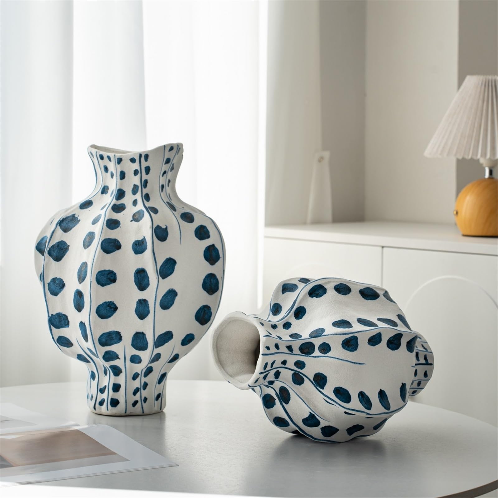 Wazon Ręcznie malowany niebiesko-biały wazon ceramiczny Wyjątkowe wazony fasetowane na kwiaty, dekoracje do domu i biura(Mały)