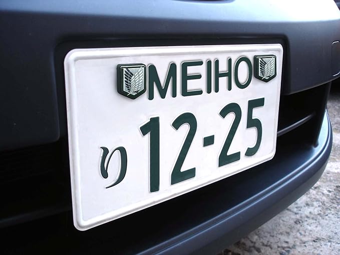 Amazon 明邦 進撃の巨人 ナンバーボルトキャップ Tt13 ナンバーカバー ホルダー 車 バイク