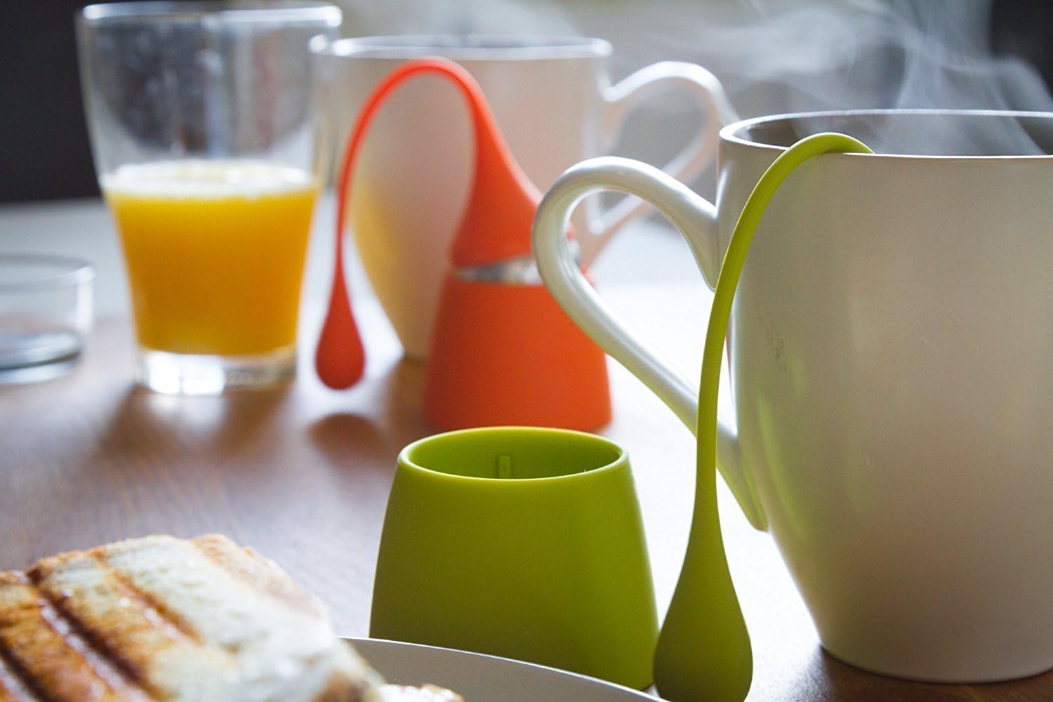 The Friendly Swede Silicone Tea Infuser, Set of 4 Strainers - Drip Tray included (Multicolor)