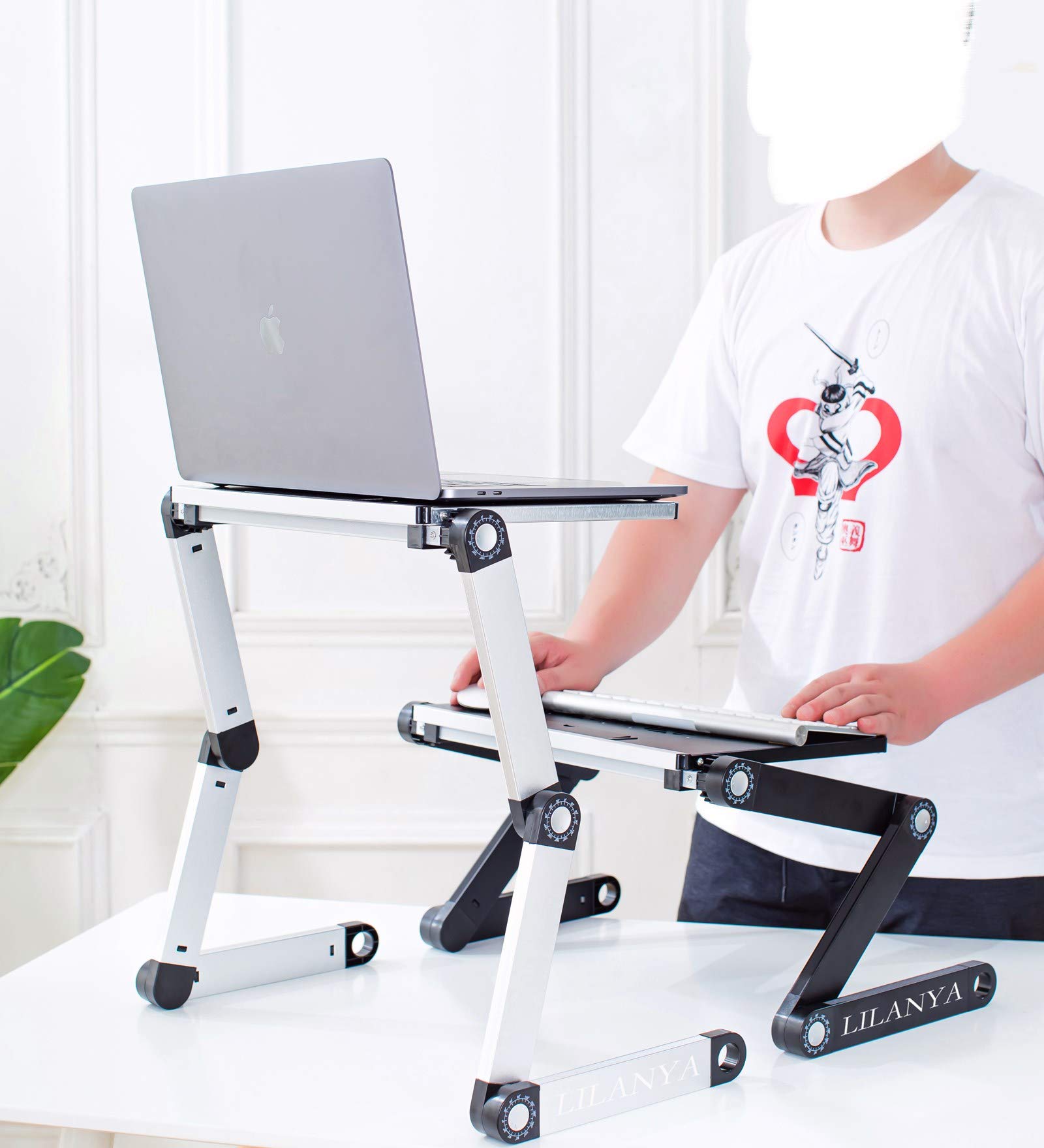 Supporto da tavolo ergonomico per computer portatile, regolabile, supporto per notebook e scrivania, Ultrabook, per letto o divano con ventole USB per il lavoro da casa o in viaggio (argento)