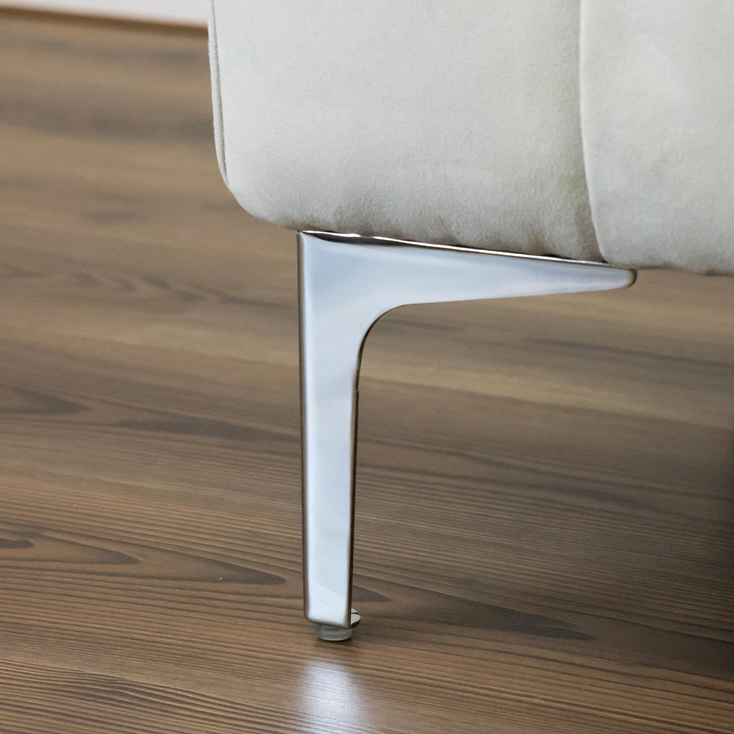 P17 | Modello SIENA | SET 4 Piedi +16 Viti | Cromo Lucido | Altezza 15 cm | Gambe per Divani, Mobili, Armadi, Poltrone | Piedi in metallo per Arredamento Design Moderno ed Elegante |