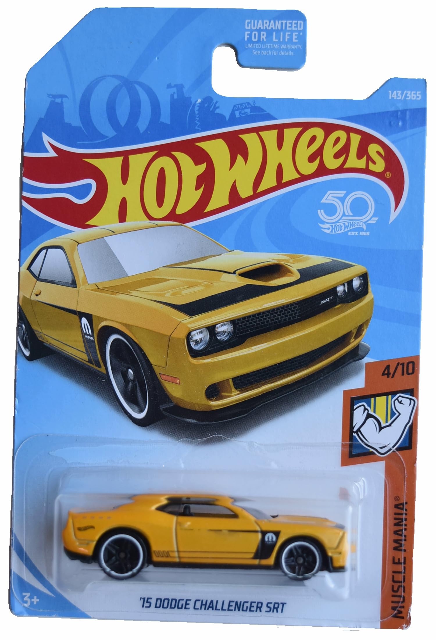 Amazon.com: Hot Wheels '15 Dodge Challenger SRT, Muscle Mania 4/10