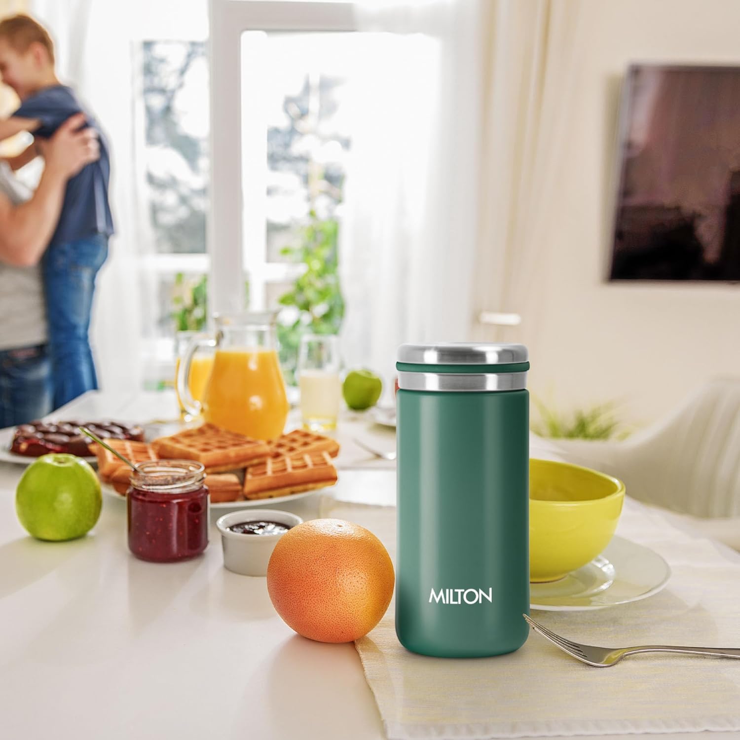 Milton Shiny 200 Thermosteel Insulated Water Bottle, 200 ml, Green| Hot and Cold | Leak Proof | Office Bottle | Sports | Home | Kitchen | Hiking | Treking | Travel | Easy to Carry | Rust Proof
