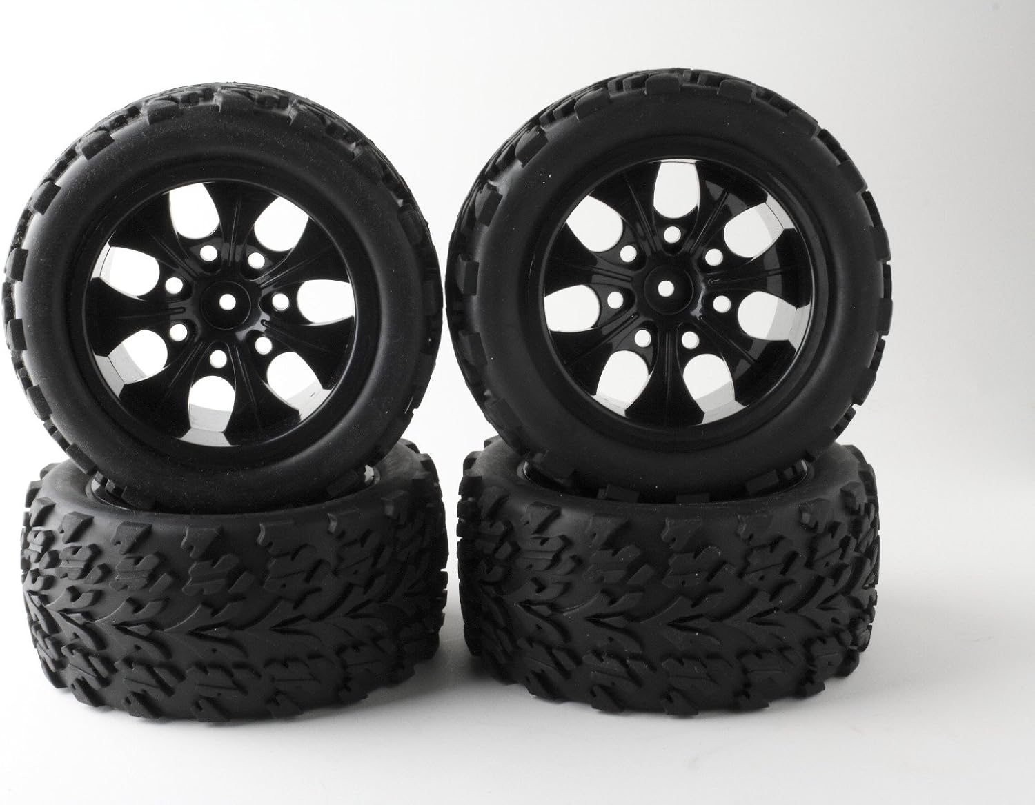 Amazon 1 10 カー 用 ビッグ タイヤ 4本 セット タイヤ 車 バイク Amazon 1 10 カー 用 ビッグ タイヤ 4本 セット タイヤ 車 バイク