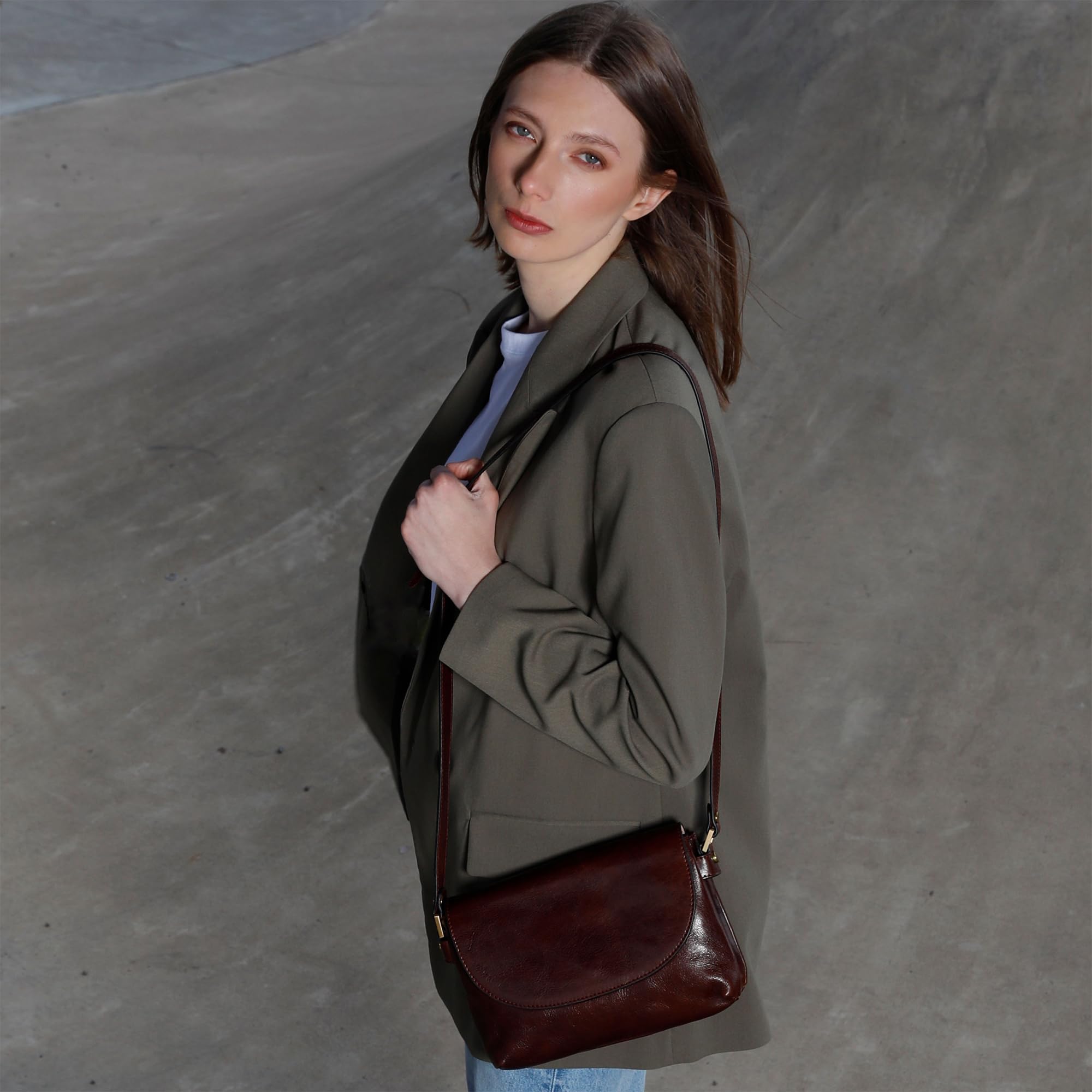 Time Resistance Borsa a tracolla in pelle - Borsa in pelle per donna