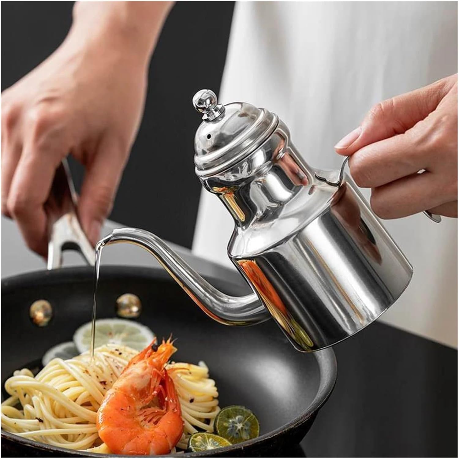 Stainless Steel Oil Dispenser Bottle, 310ml/500ml Long Spout Grease Container, Vinegar Sauce Seasoning Condiment Jar for Kitchen(Gold 310ml)