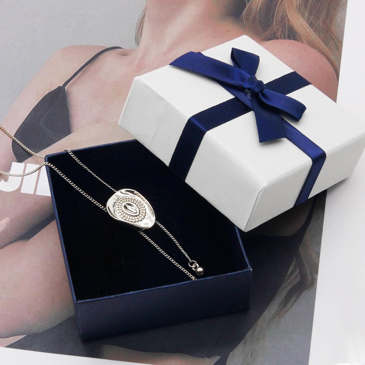 Western Cowgirl Hat Necklace for Women, Gold Bolo Tie Cowboy Necklace, Adjustable Long Chain Y Necklaces Western Accessories, Country Jewelry Necklace Gift - Image 5