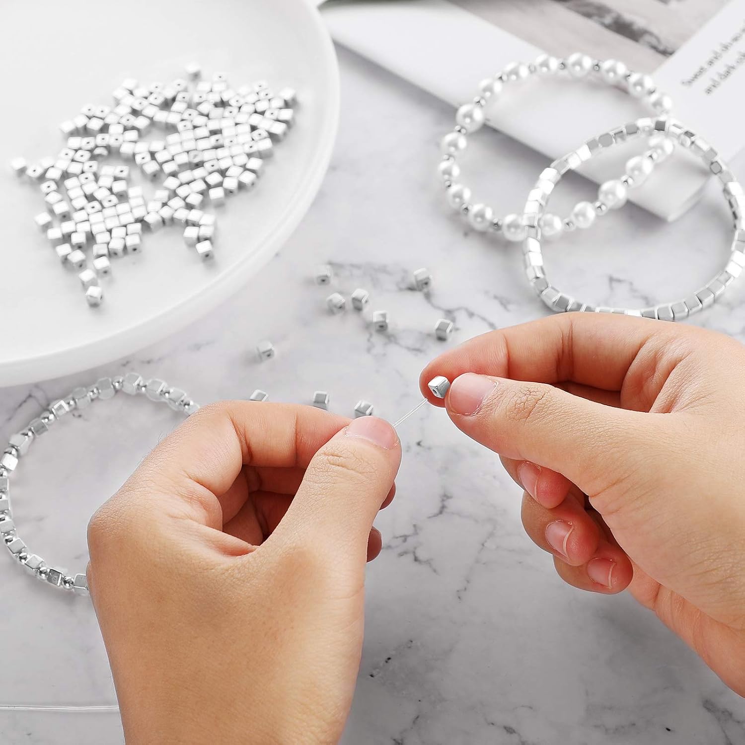 Yaomiao 3000 Pieces Spacer Beads Set Friendship Bracelet Kit Bracelet Beads Assorted Round Cube Column Gold Sliver Beads for Bracelet Jewelry Making(Gold, Sliver, Black) - Image 6