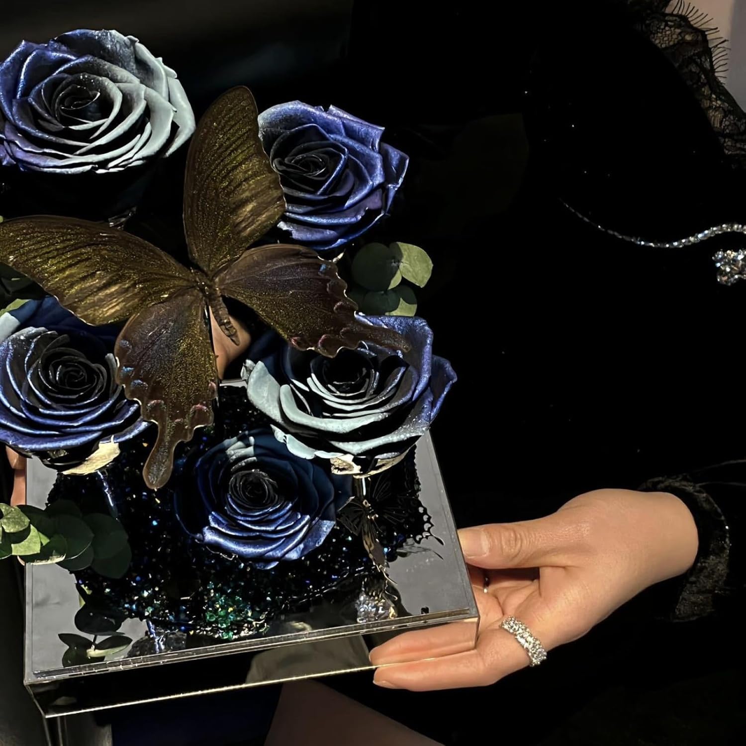 Butterfly Rose Acrylic Ornament Immortal Flower Finished Rose Gift for mom Wife Girlfriend Valentine's Day Gift for her Mother's Day Christmas Anniversary Birthday Gift for Women