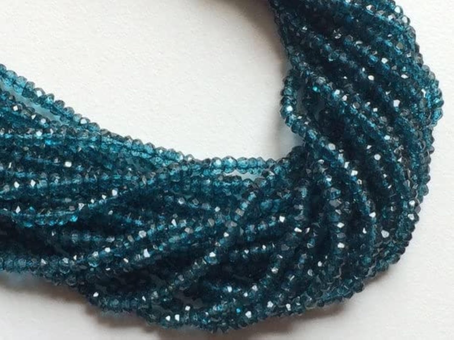 Quartz London Blue perles naturelles 3.5mm-4mm LKBEADS lot de 5 rangs