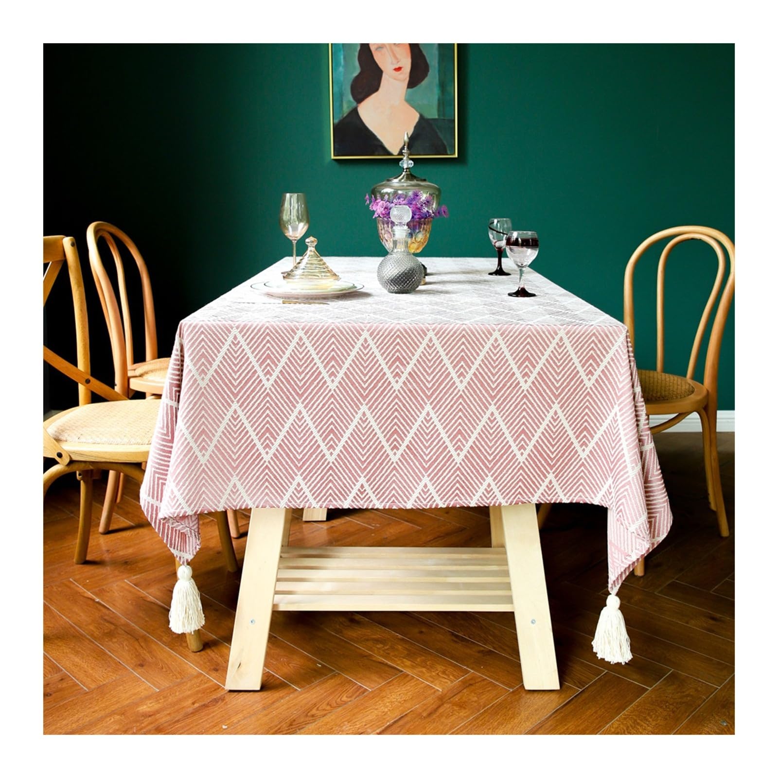 Nappe jacquard vagues rouge idéale pour repas de fête et dîners chaleureux