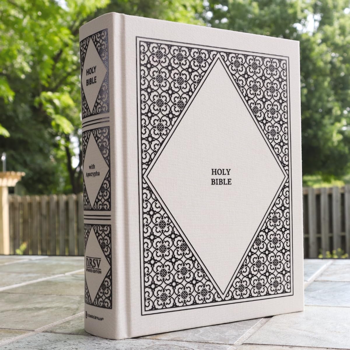 NRSVue, Holy Bible with Apocrypha, Journal Edition, Cloth over Board, Cream, Comfort Print