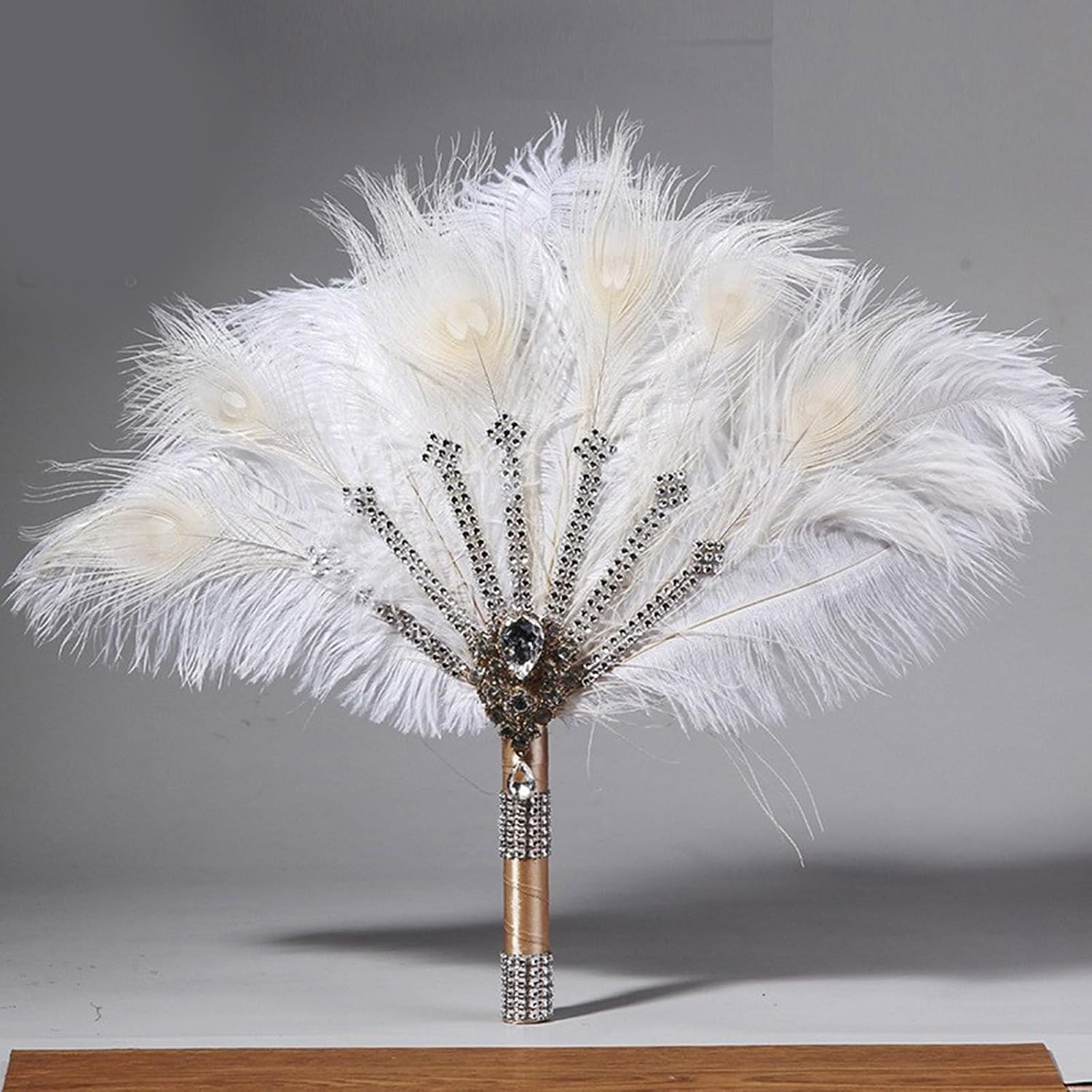Bride Fan Photography Supplies Engagement Decoration Bridal BRIDE Pearls Encrusted Wedding Party Bridal Shower Vintage Handhe