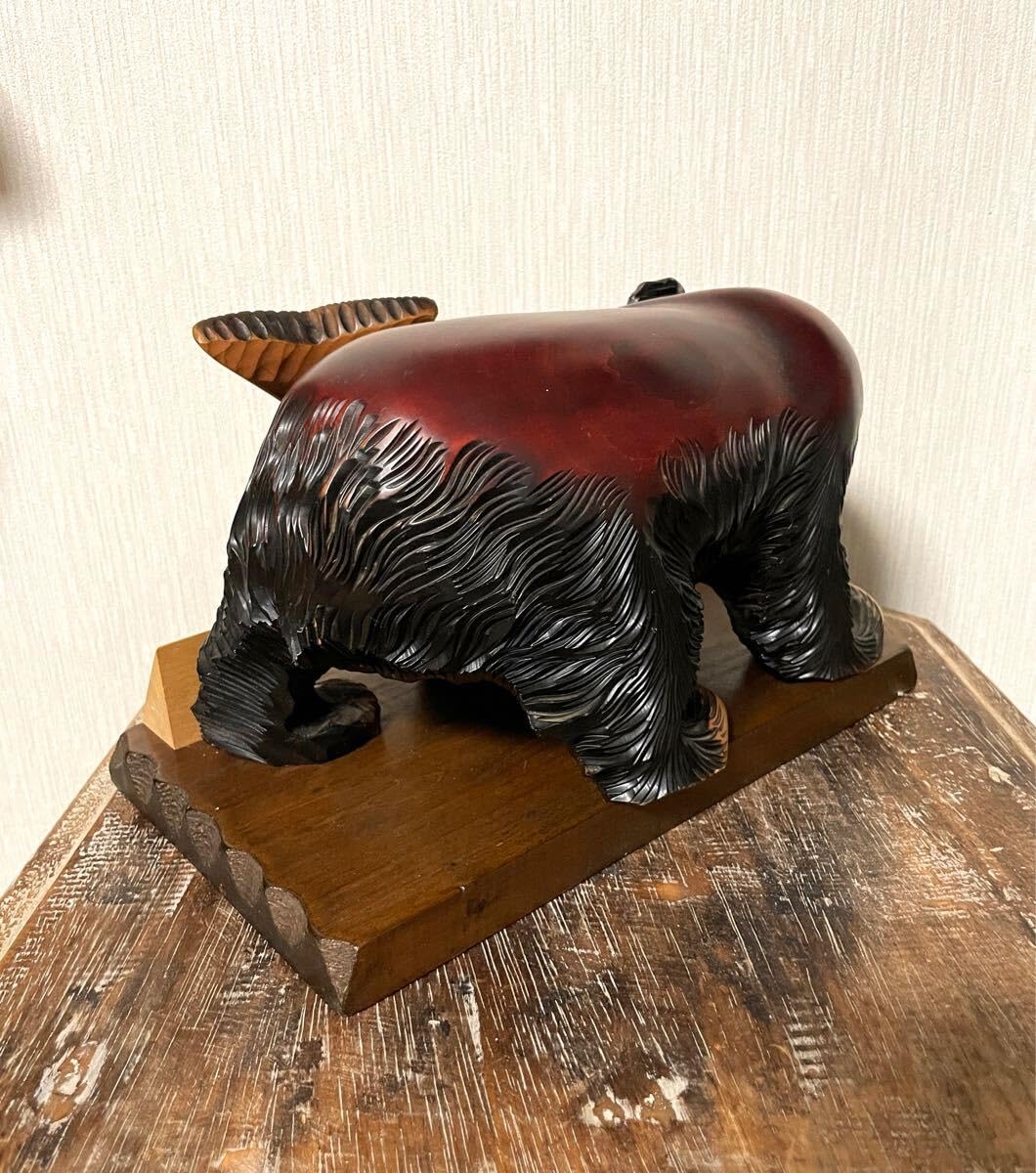 Amazon.co.jp: 鮭を銜えた熊 白伊作 刻字 サイン 有り 落款有り 熊