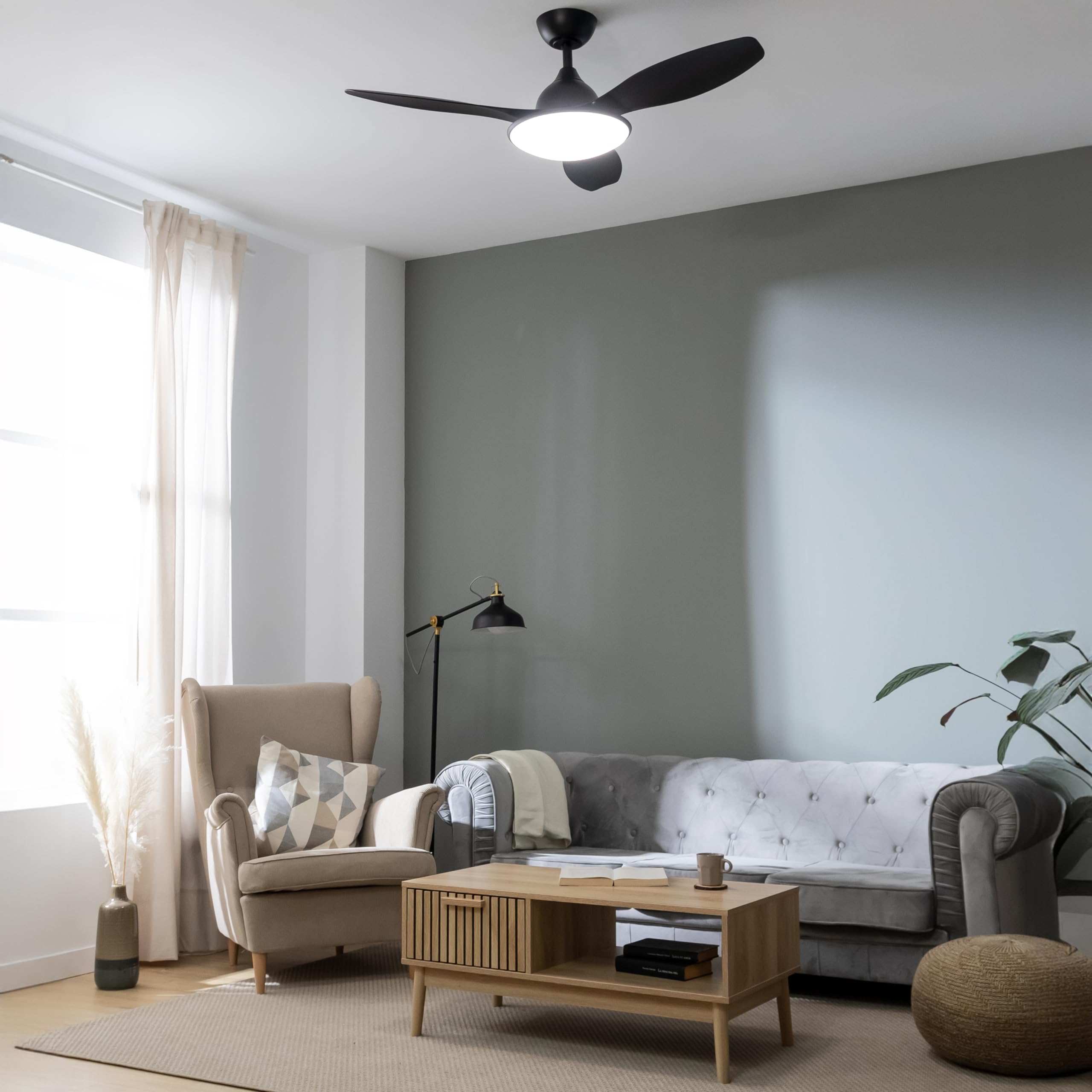 Cecotec Ventilador de Techo con Luz EnergySilence 4800 Light Black. 36 W, Motor DC, Diámetro 48”, Luz LED de 36W, Mando a distancia, Temporizador, 6 Velocidades y 3 Aspas | Fernbedienung, Timer bis 8 Std., 6 Geschwindigkeitsstufen, Sommer-/Winterfunktion,