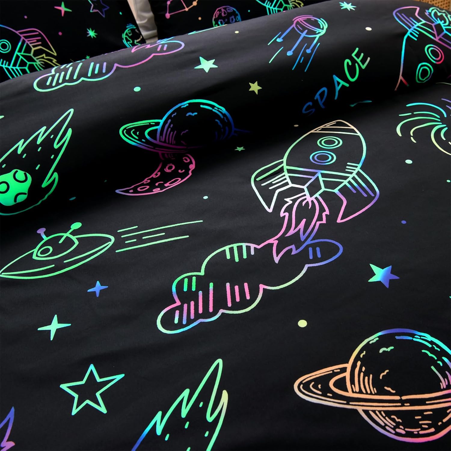 Aimuan Space Bedding Twin Bed Comforter Kids Rocket Bedding Set Super Soft & Cute Aliens UFO Printed for Boys Girls Teen (Black, Twin) - Image 6