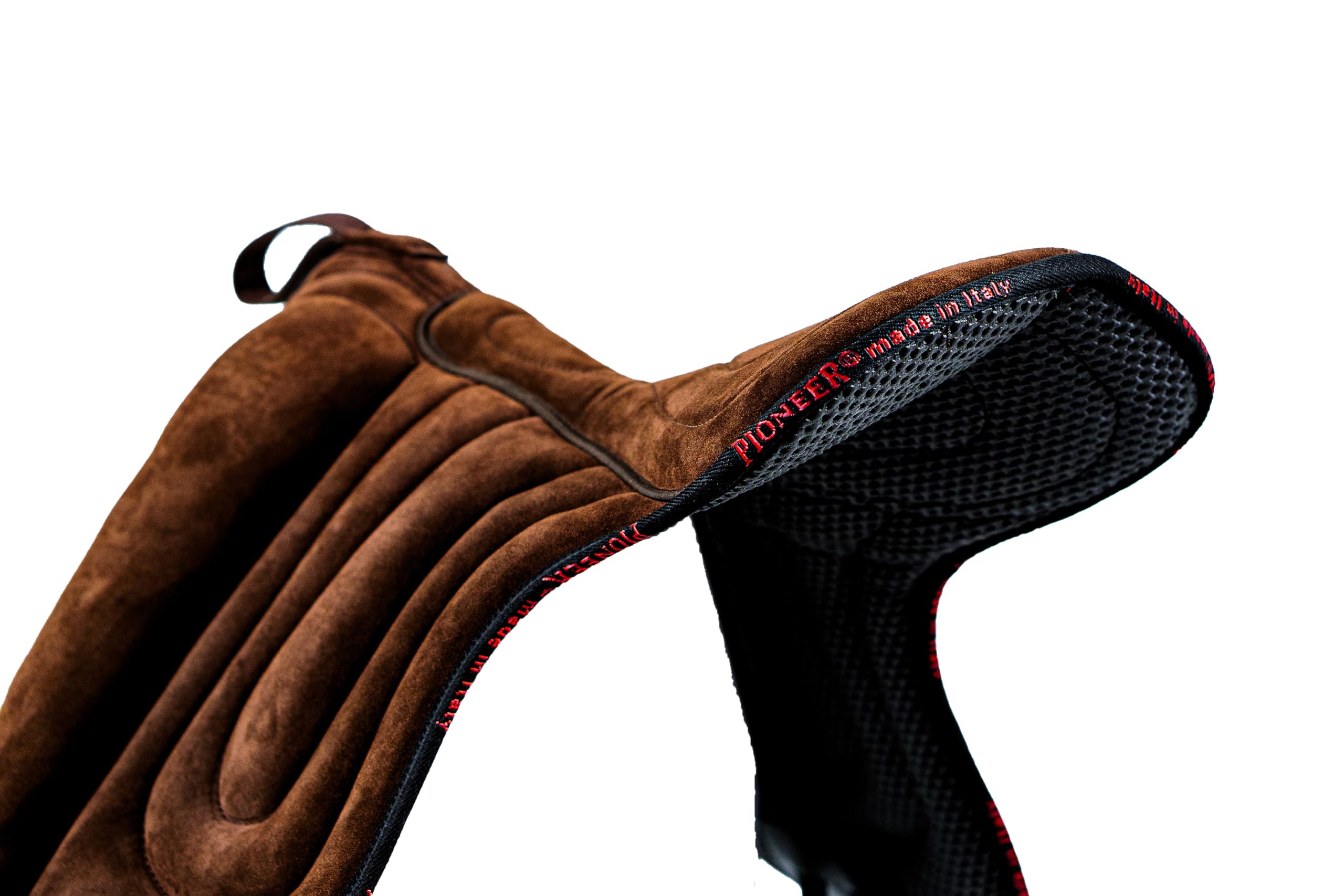 PIONEER Selle Cheval en Daim pour Monte Naturelle, Selle d'Équitation Bareback 50X45 cm avec Rembourrage en Ouate et Mousse à Mémoire - Fabriquée en Italie - avec Sangle en Néoprène - Noir