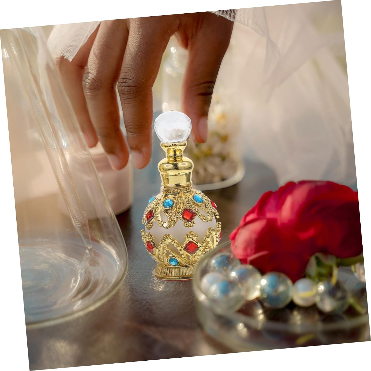 Angoily Travel Size Refillable Perfume Bottles 2 Pack 0.51Oz Crystal Glass Essential Oil Bottles with Golden Alloy Caps for Aromatherapy and Portable Fragrance Storage