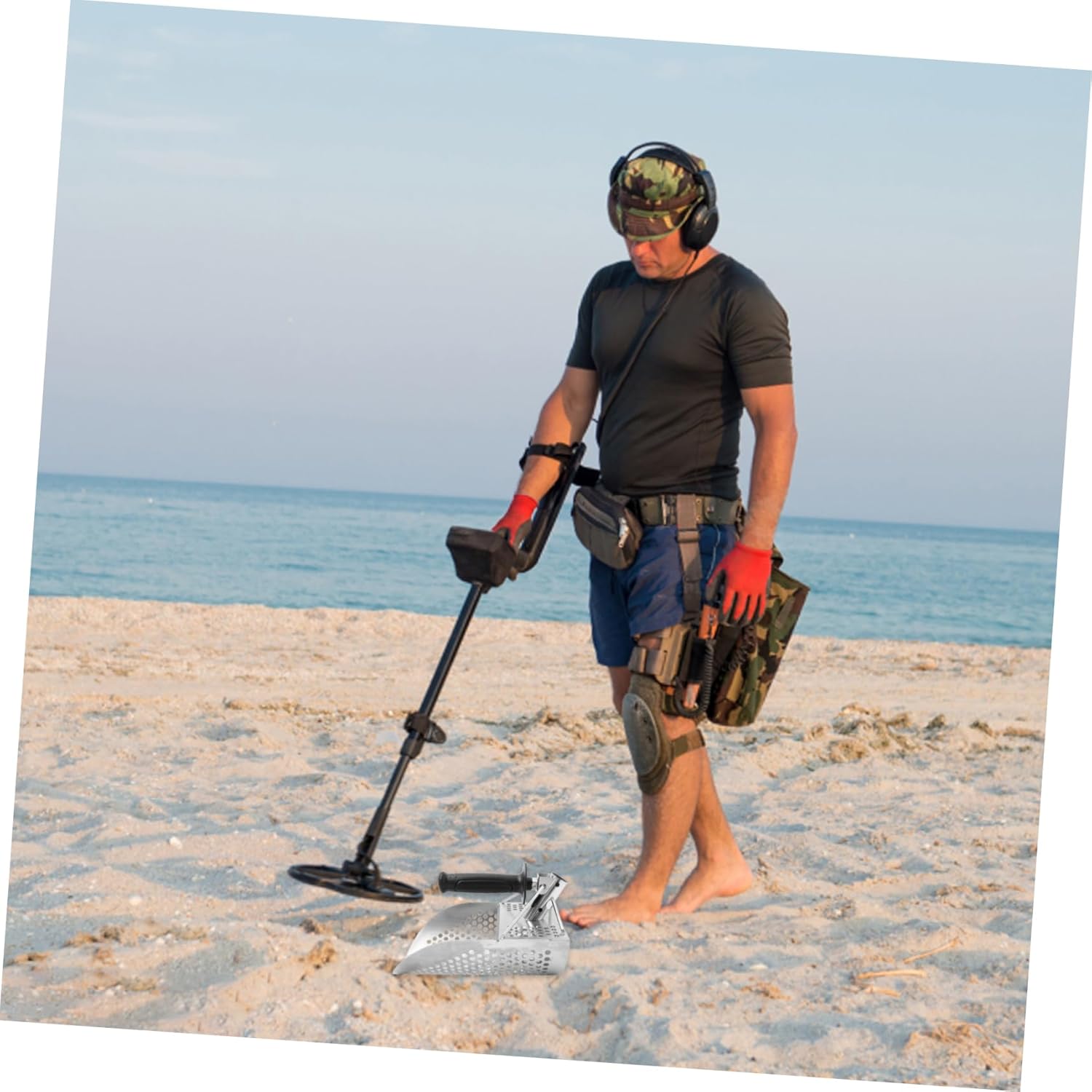 Stainless Steel Metal Detecting Scoop Shovel Sand Sifter for Efficient Treasure Hunting Beaches Soil