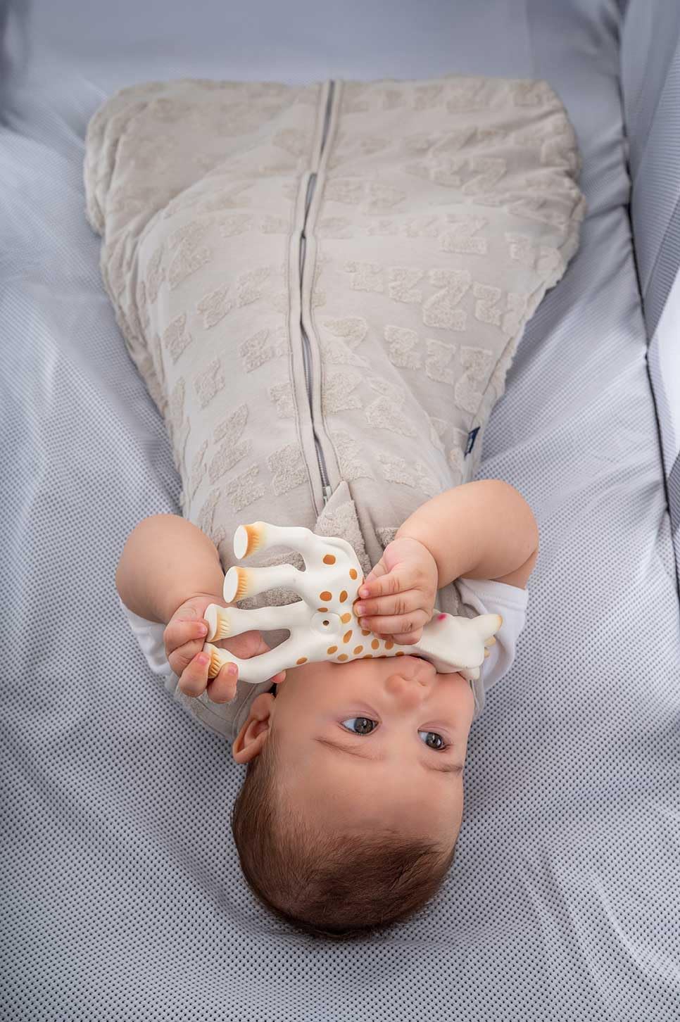 BabyBliss BlissSac Saco de Dormir para Bebé 2.5 TOG – Algodón Orgánico – De 0 a 36 Meses (Tufted Light Grey, 0-6 Meses)