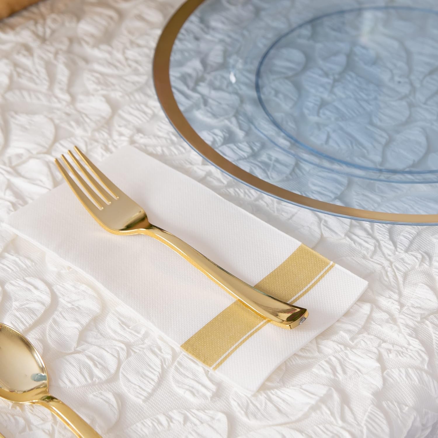 PARTY BARGAINS Disposable Cloth-Like Paper Guest Towels 200 Pack 13″ x 16″ White with Gold Line, Soft Absorbent Decorative Napkins for Weddings, Parties, Events, Home