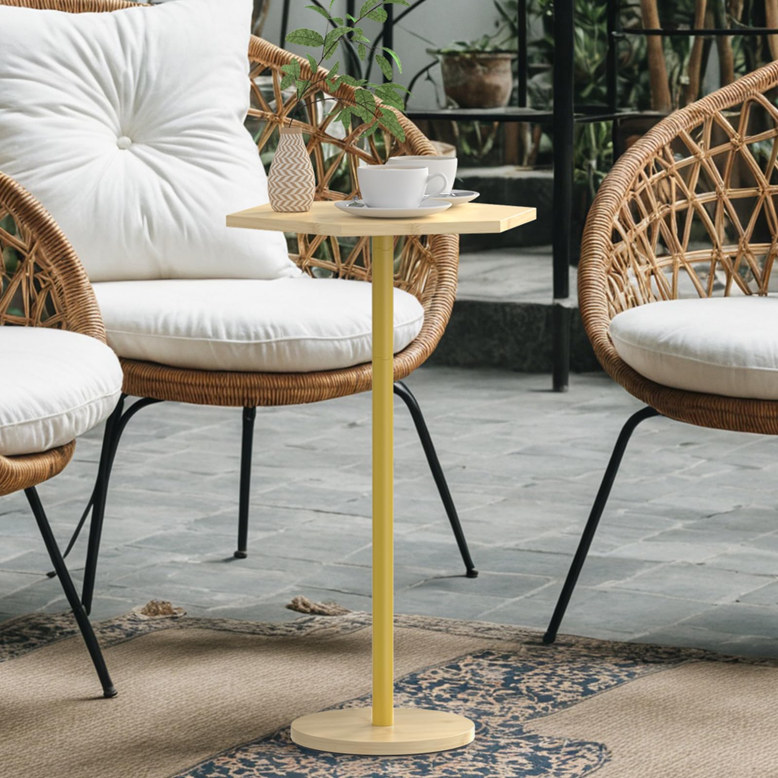 Petite table guéride, table de boisson, table d'appoint avec piédestal pour petits espaces dans le salon, la chambre à coucher, le canapé