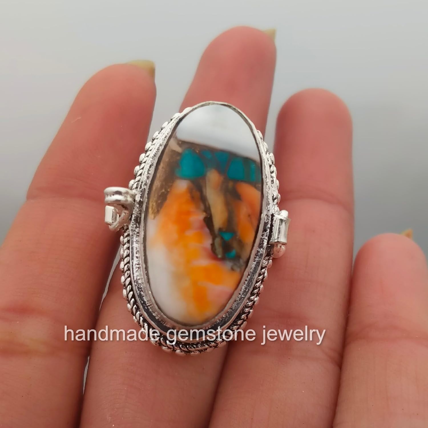 Natural Oyster Copper Turquoise Ring, Gemstone Ring, Statement Ring, Poison Box Ring, Medicine Box Ring, Secret Message Box Ring, Oval Stone Ring, Storage Box Ring, Wedding Ring, Turquoise Jewelry