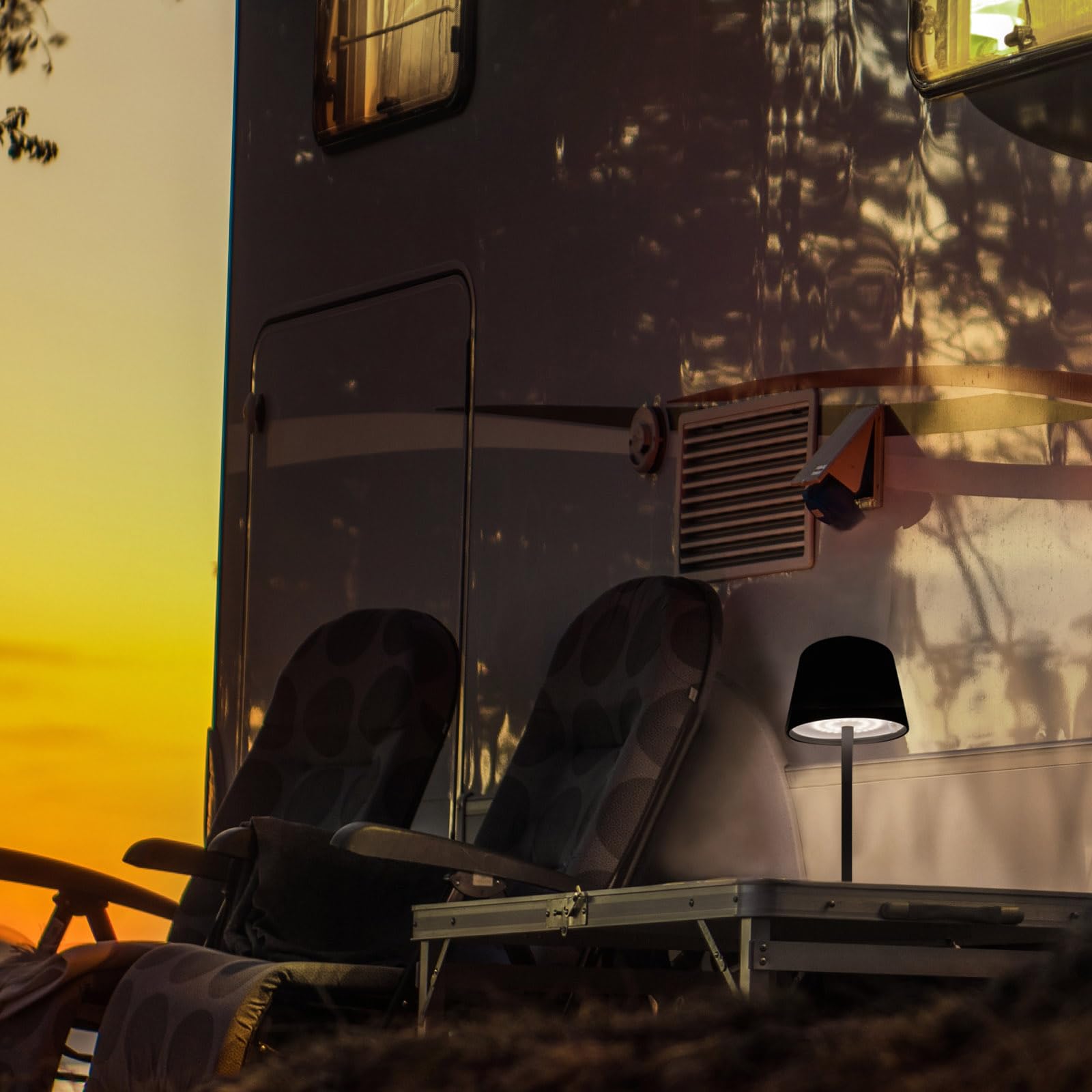 BRUNNER Campinglampe Lucien Outdoor Tischlampe Akku USB Aufladbar Dimmbar LED