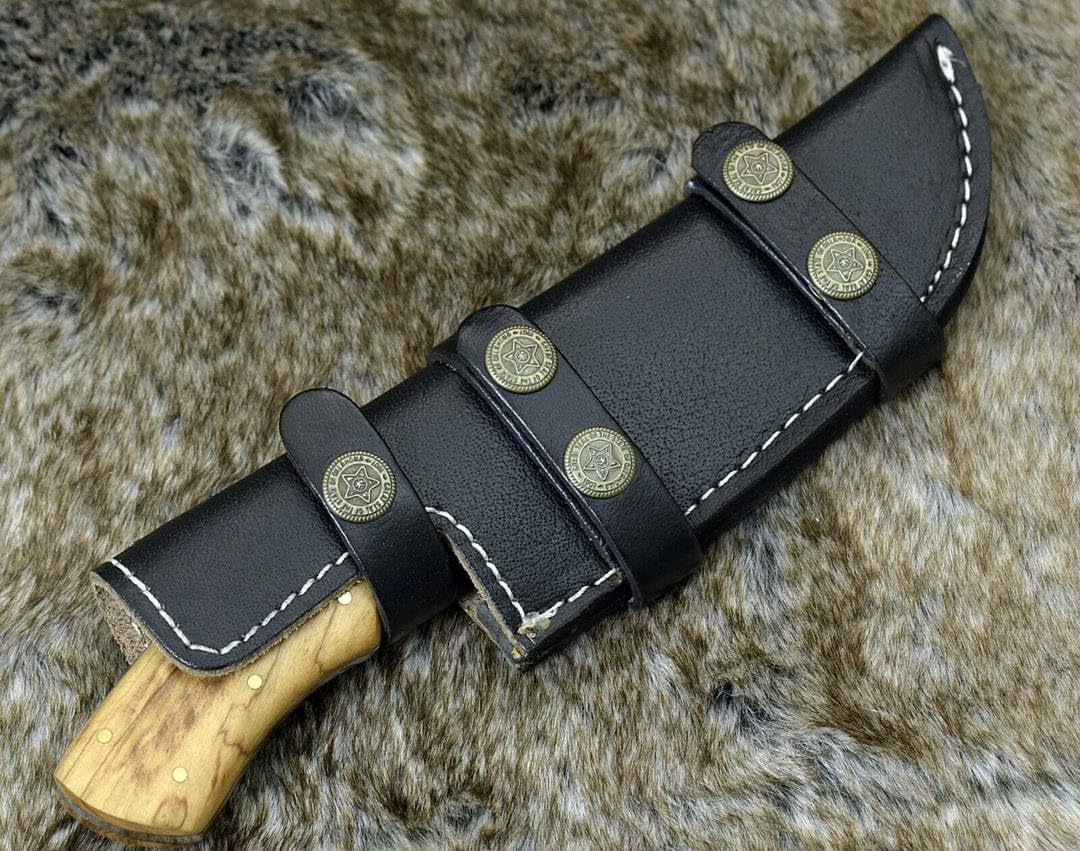 Custom Handmade 216+ Layers Damascus Steel Skinner Knife, Hunting Knife, EDC Fixed Blade Knife, Olive Wood Handle, Premium Leather Sheath