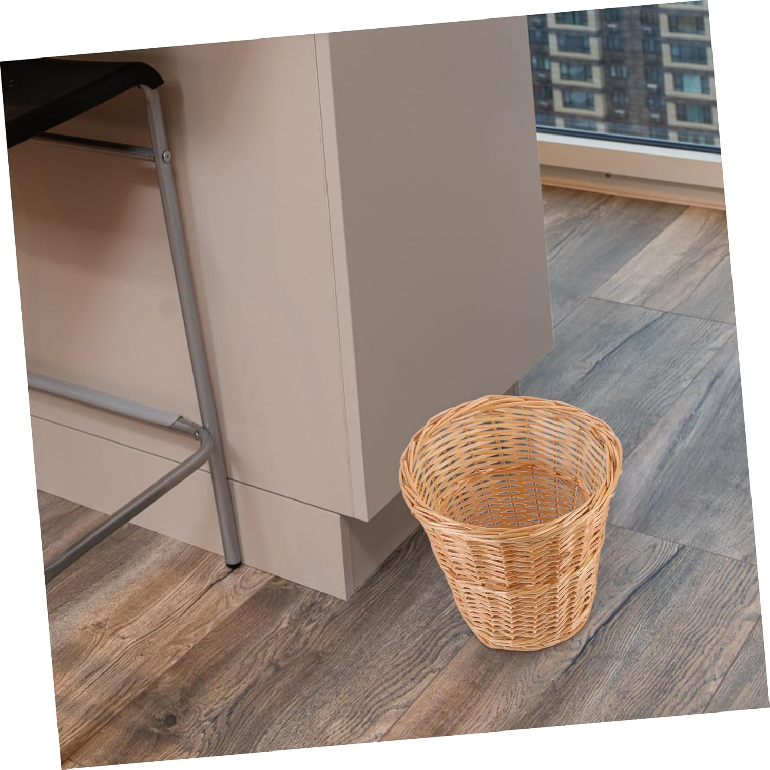 Hand-Woven Wicker Trash Can Natural Style Compost Bin Kitchen Accessory