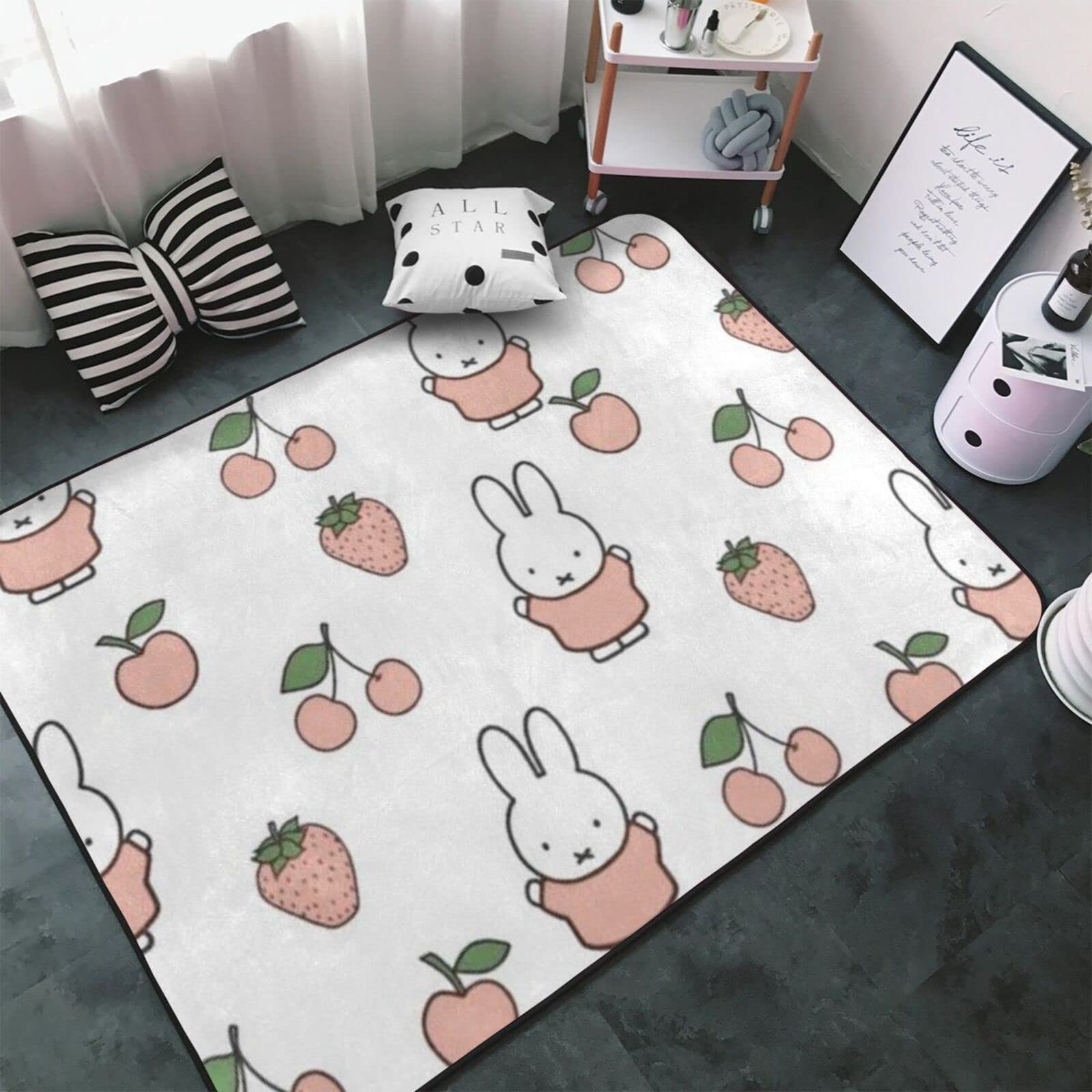 Amazon | ミッフィー カーペット フランネルフロアマット ホット