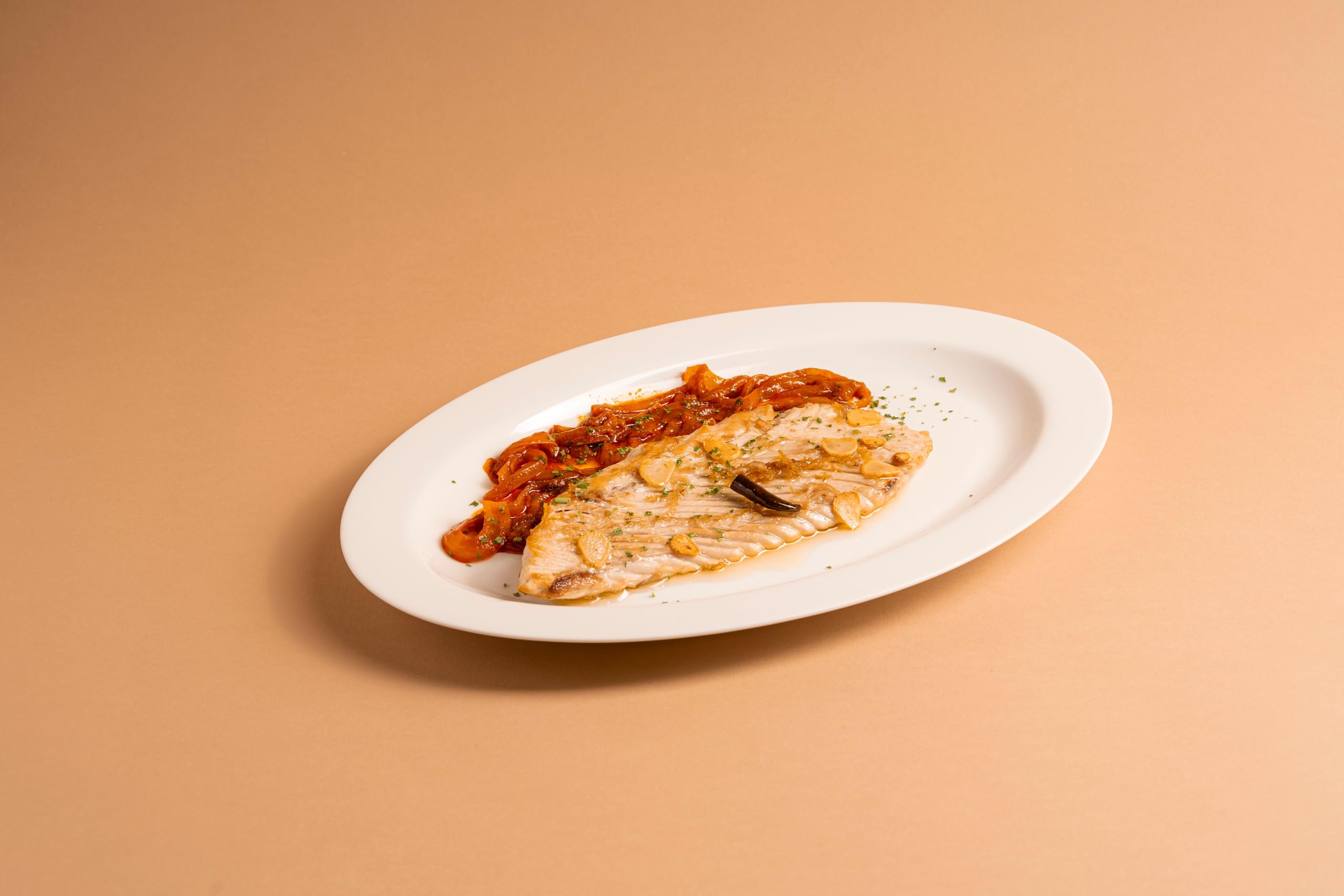 METRO Professional plato llano Fine Dining, porcelana AB, 30,5 x 21 x 2,3 cm, blanco, apto para lavavajillas y horno hasta 220 °C