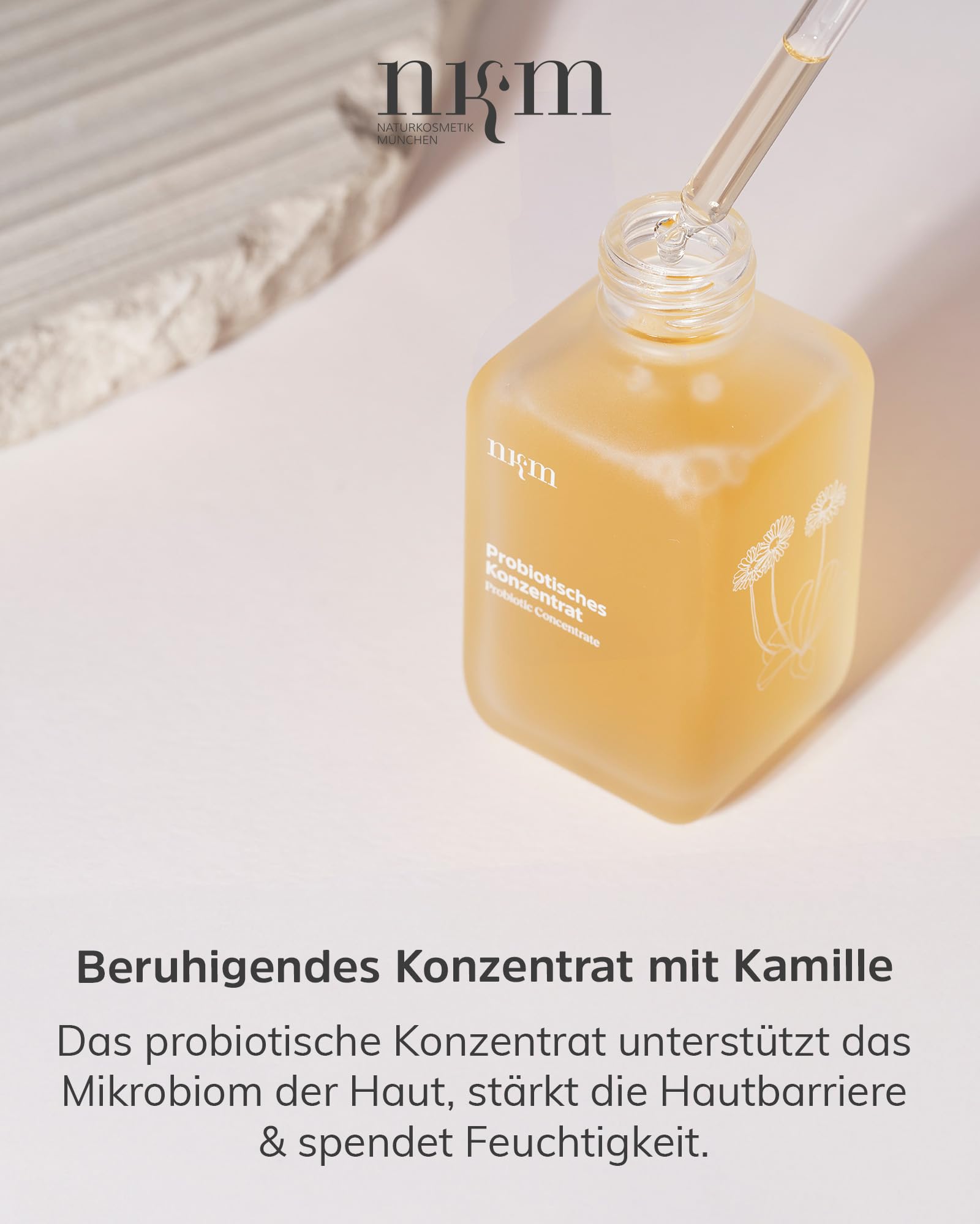nkm Naturkosmetik München Concentrato probiotico – 100 ml – Concentrato viso con camomilla – Forte barriera cutanea – Vegano – Per tutti i tipi di pelle – Dermatologicamente testato