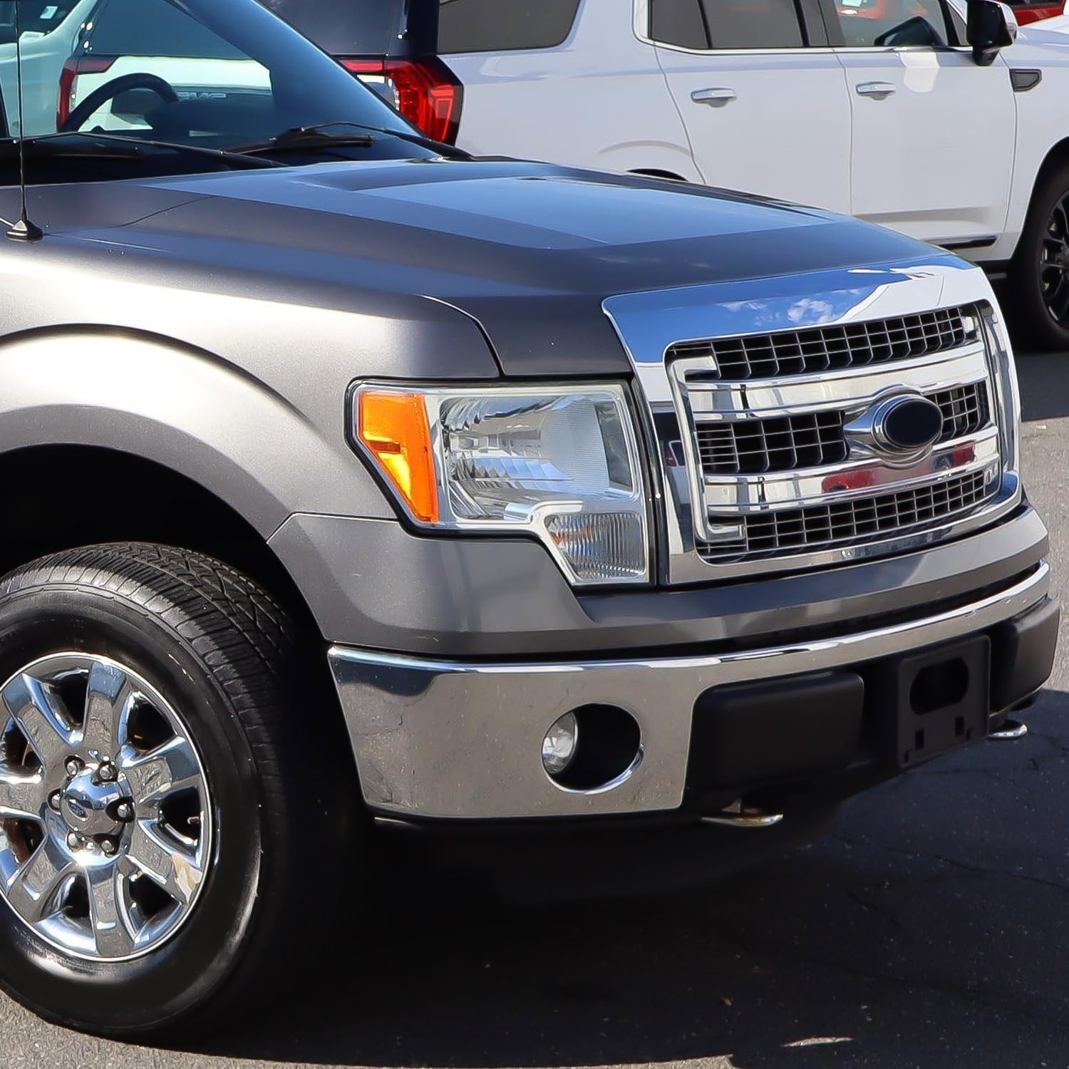 Auto Dynasty Headlight Assembly Compatible with 2009-2014 Ford F-150, Factory Style Headlamp Replacement, Passenger Right Side, Chrome Housing Amber Corner, FO2503287