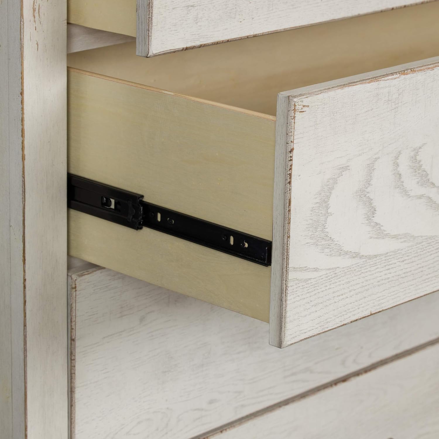 LIBERTY FURNITURE INDUSTRIES, INC. Modern Farmhouse 5 Drawer Chest