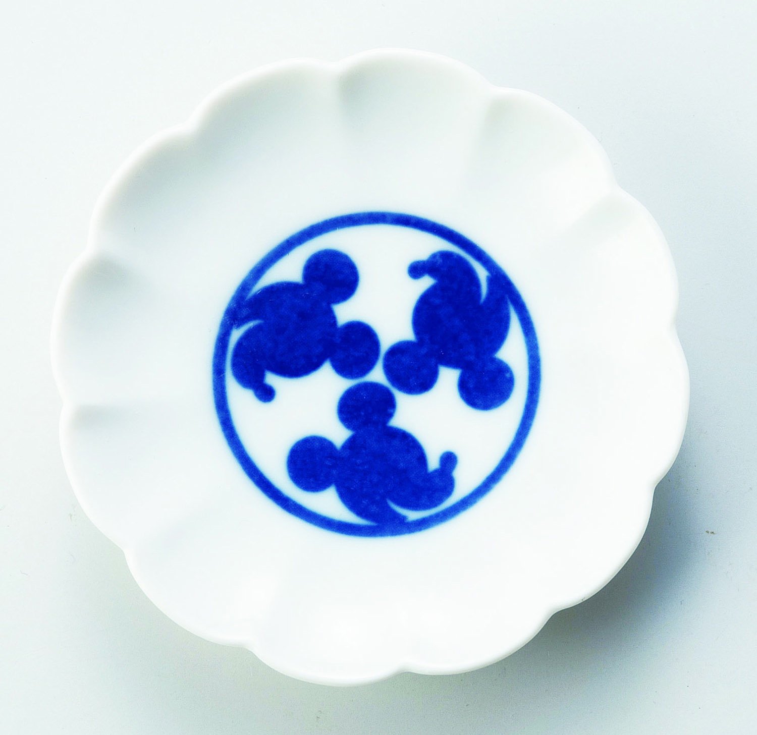 Amazon.co.jp: 三郷陶器(Sango Toki) ディズニー 小粋染付 豆皿 5枚揃
